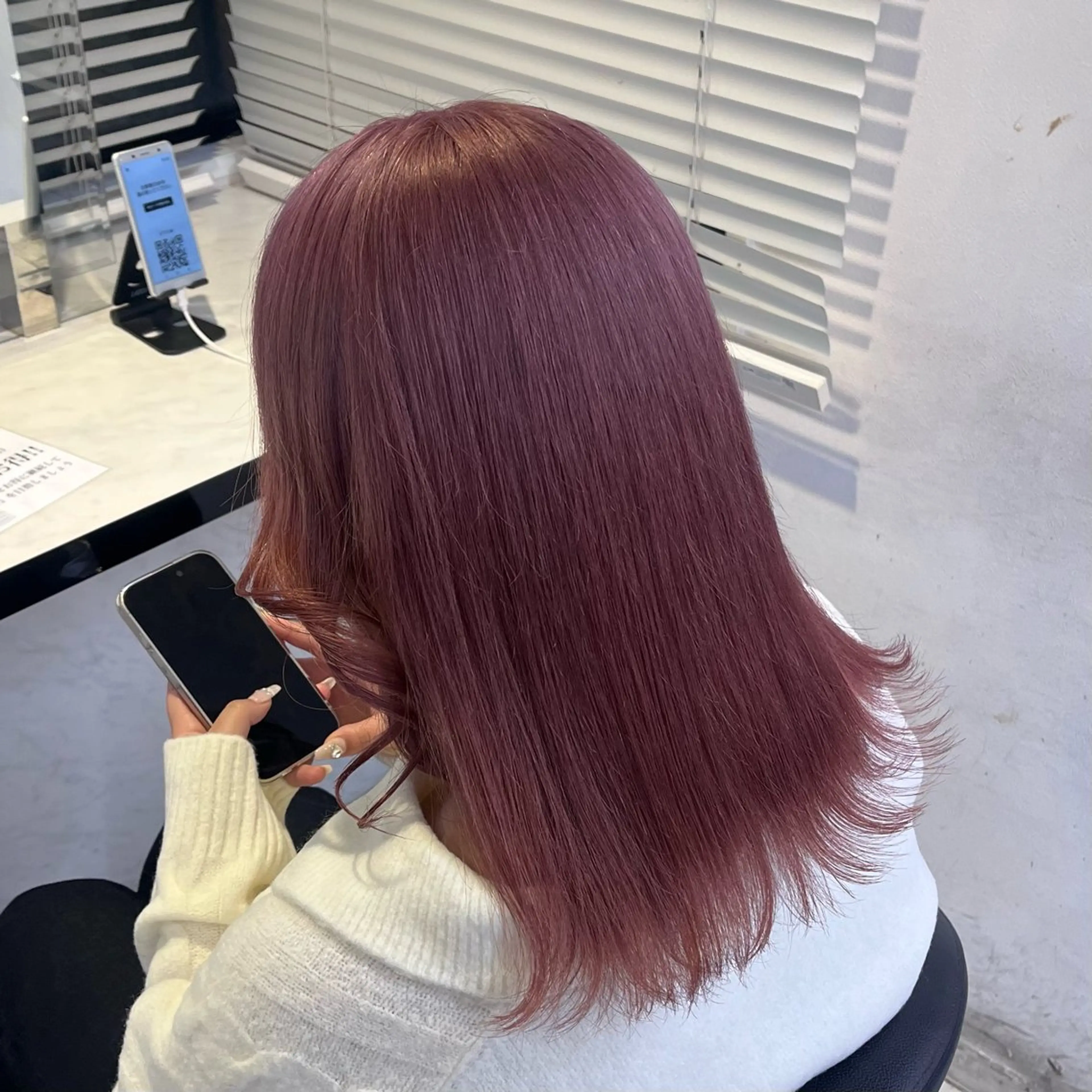 ミディアム カラー ヘアカラー 🍒透明感カラー🌨 🥕ハイトーンカラーのヘアスタイル