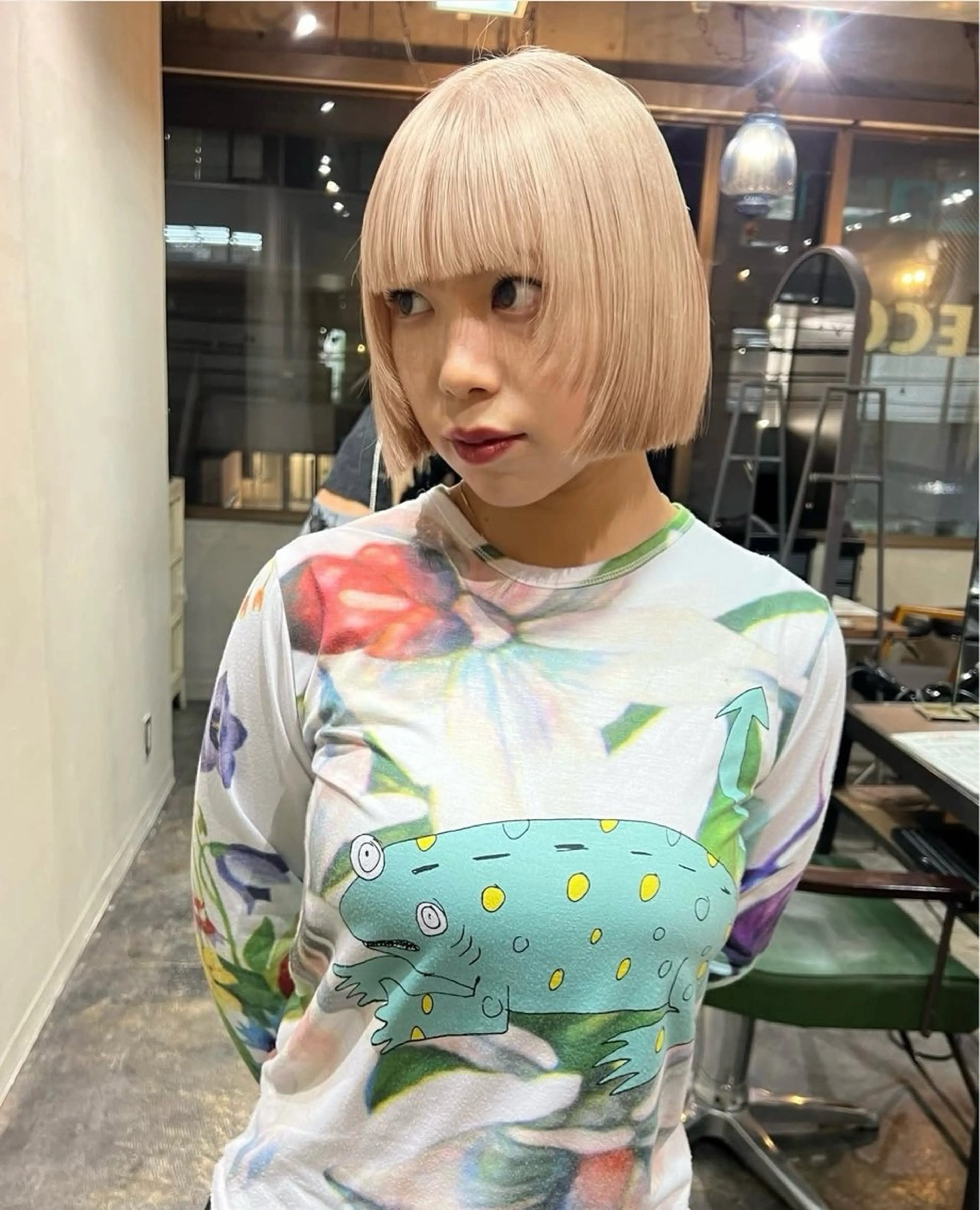 ショート ボブ レイヤーカット ハイトーン/デザイン honokaのヘアスタイル