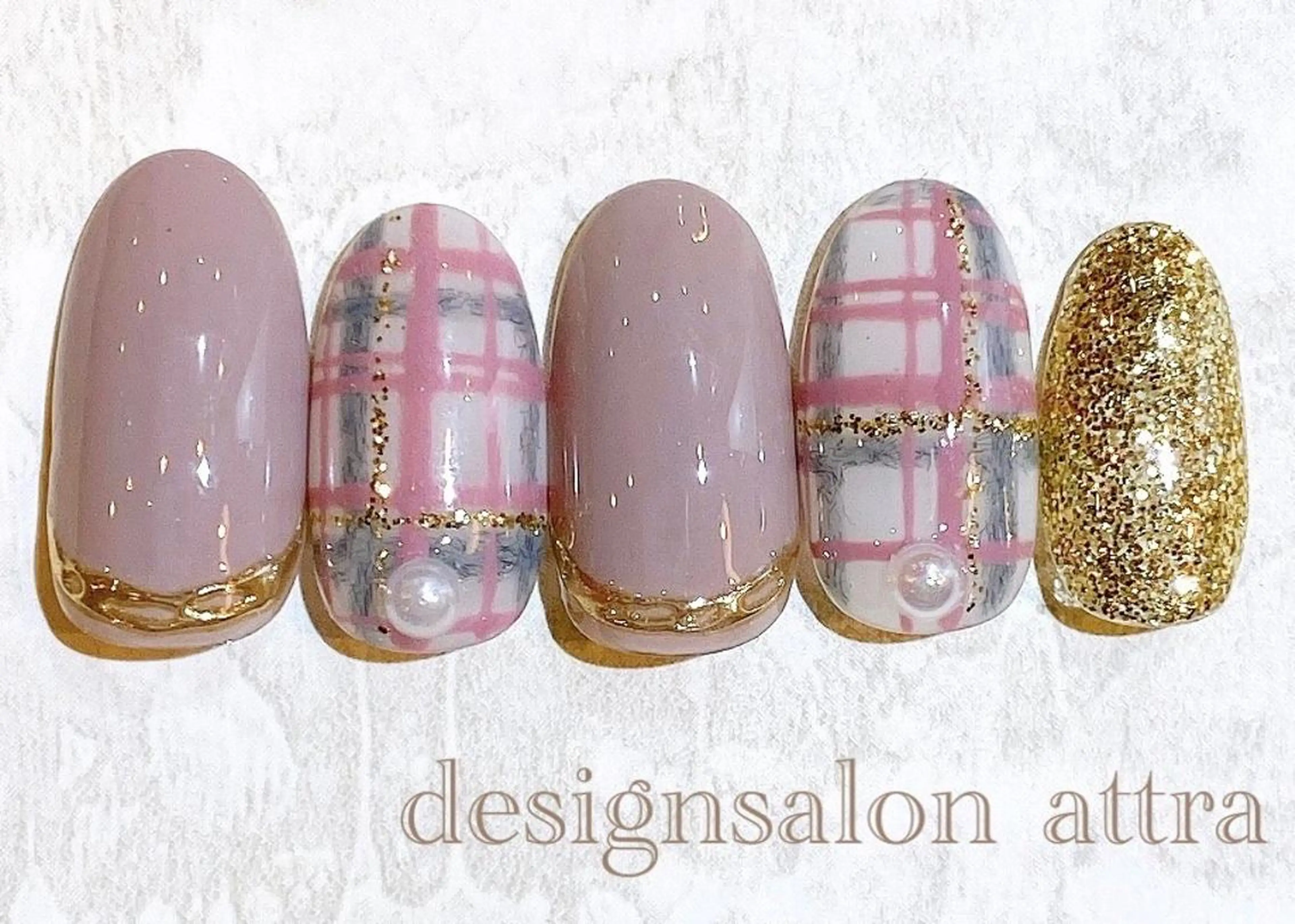 ネイル デザインサロン attra 本八幡店のネイルデザイン