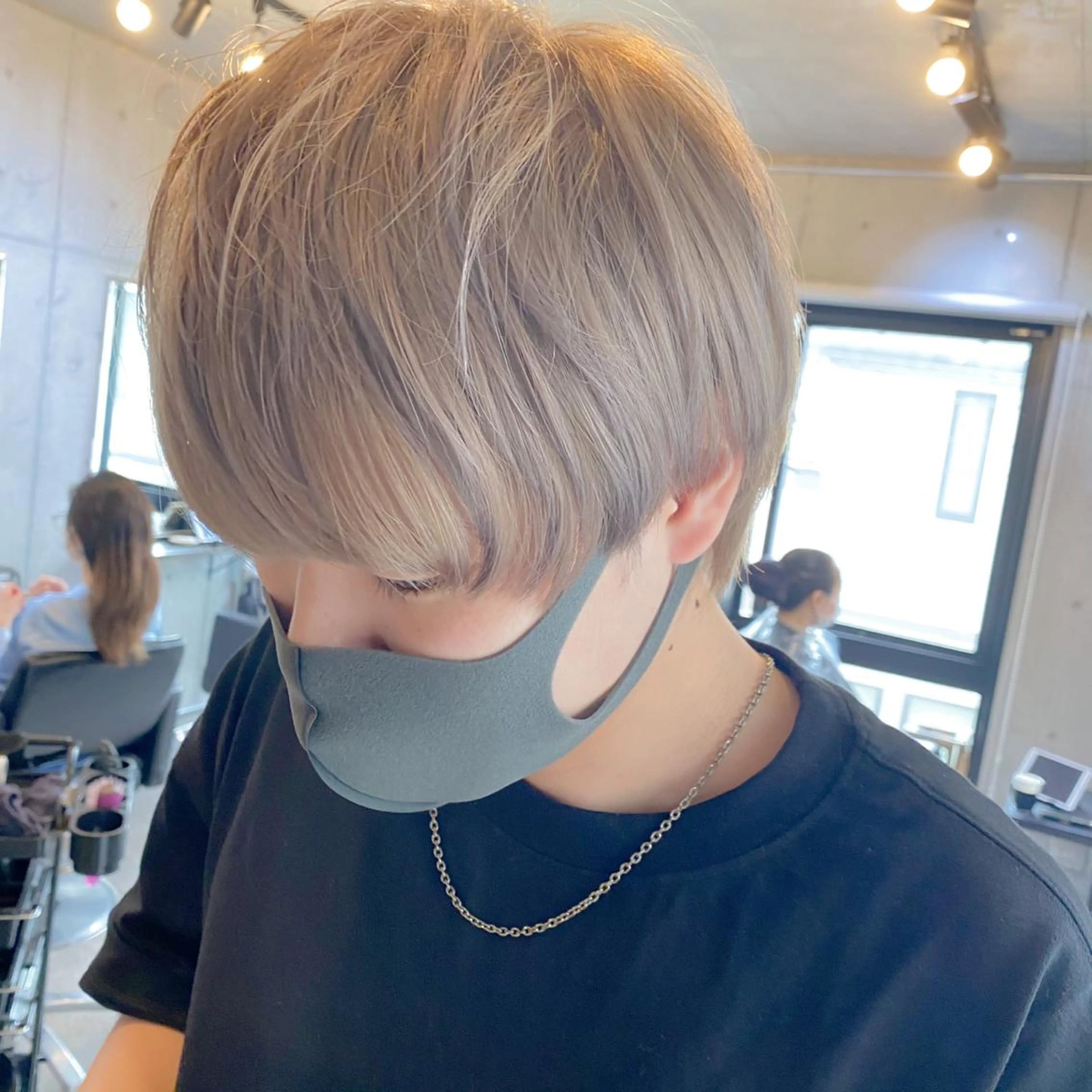 ショート カラー メンズ ヘアカラー トリートメント ヘッドスパ ヘアセット 艶髪ブリーチ 永井竜也のヘアスタイル