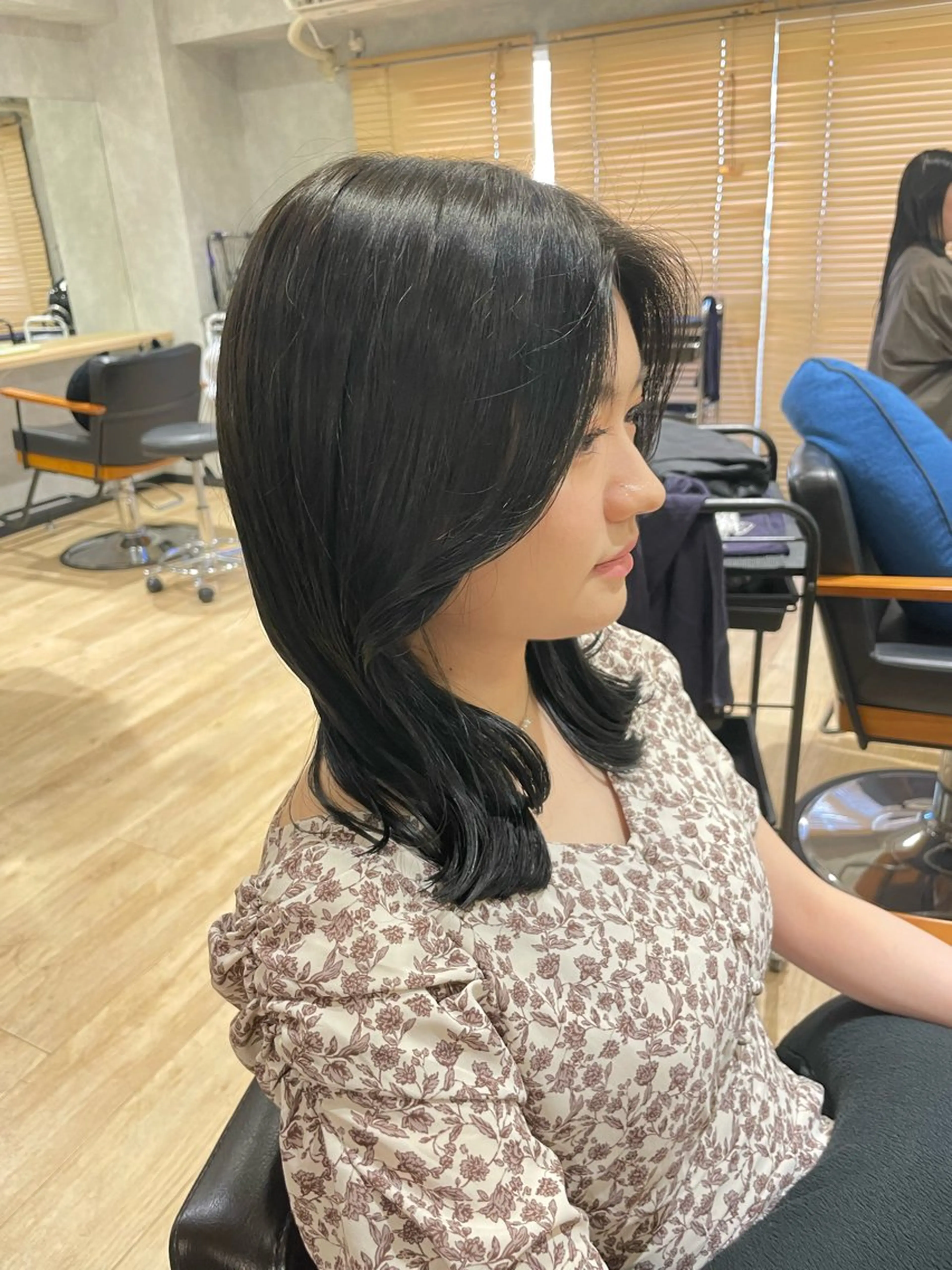 ミディアム カット ヘアカラー トレンド透明感カラー 大貫 昂涼 🐹のヘアスタイル