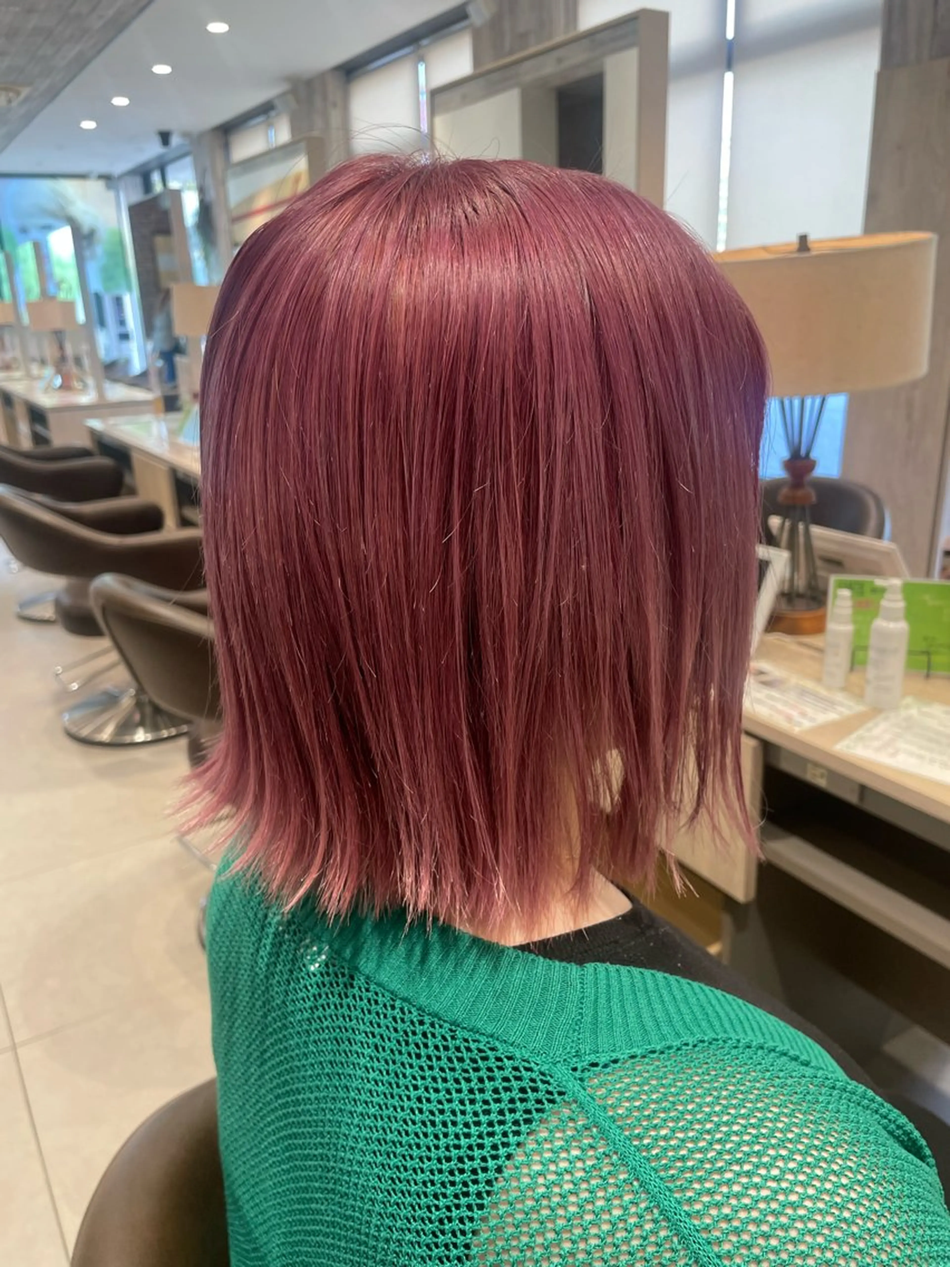 ミディアム ヘアカラー トリートメント EARTH 山﨑龍馬のヘアスタイル
