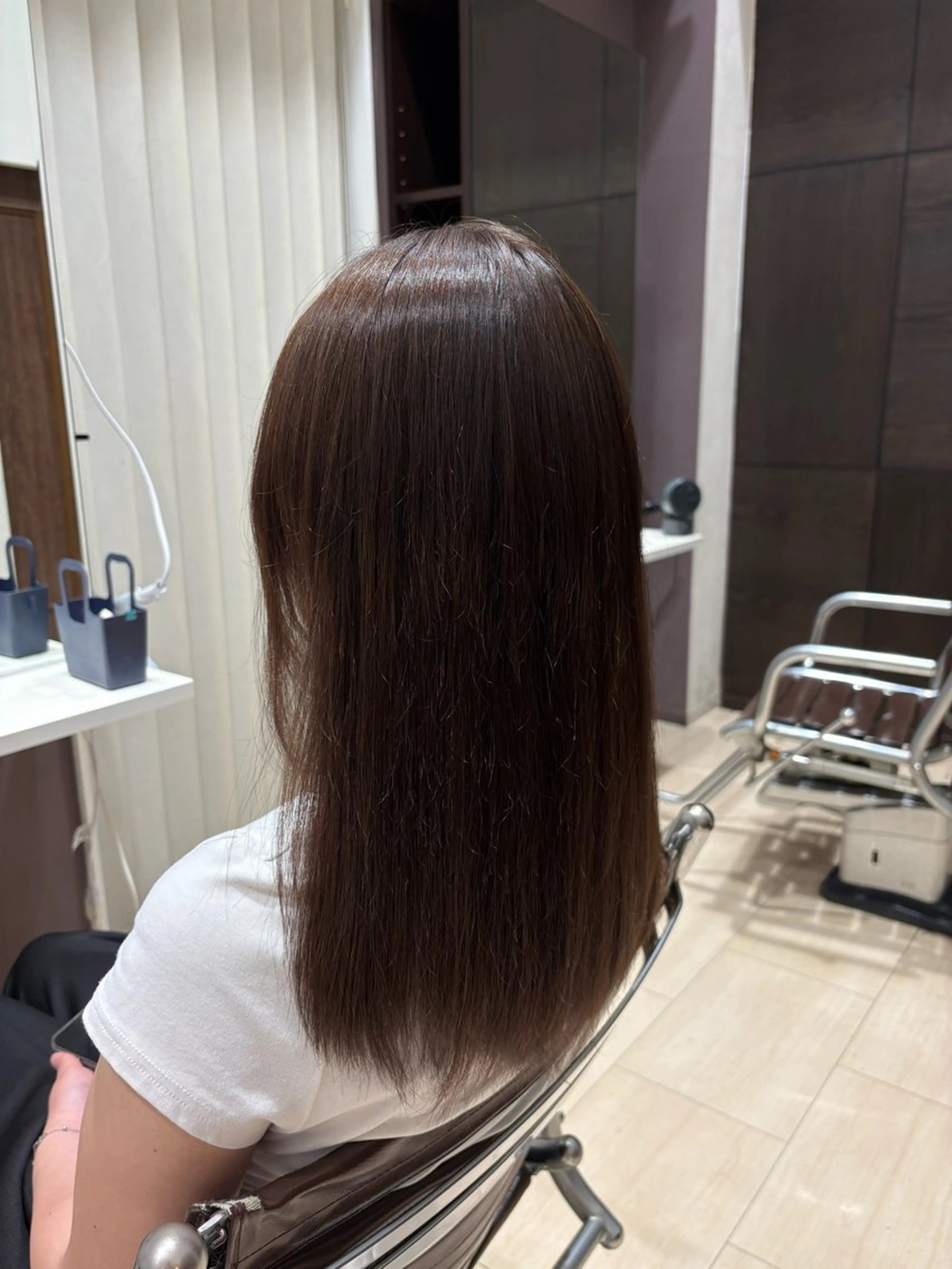 セミロング カラー ブラウンカラー ヘアカラー 白井 史菜のヘアスタイル