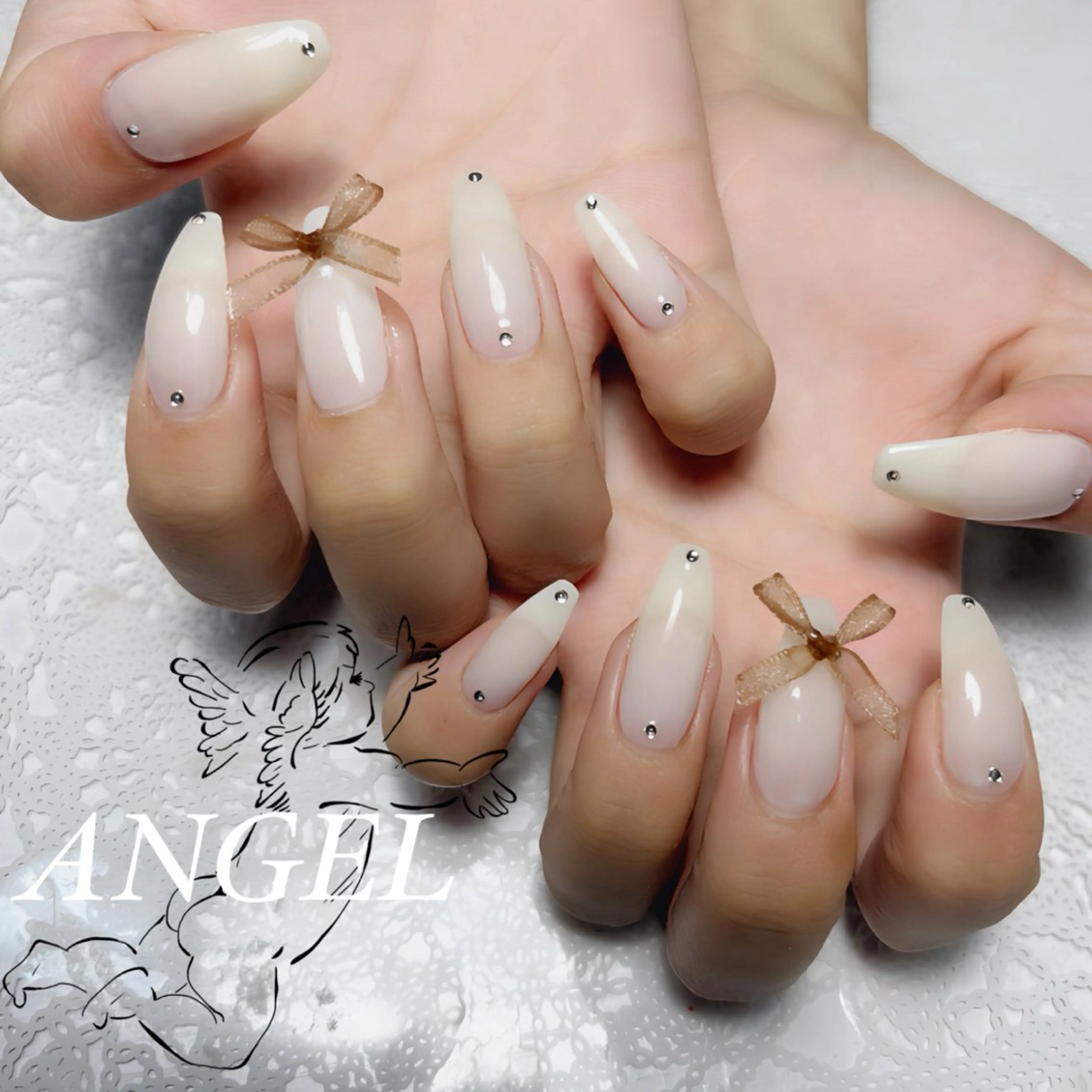 ネイル ハンドネイル angel nailのネイルデザイン