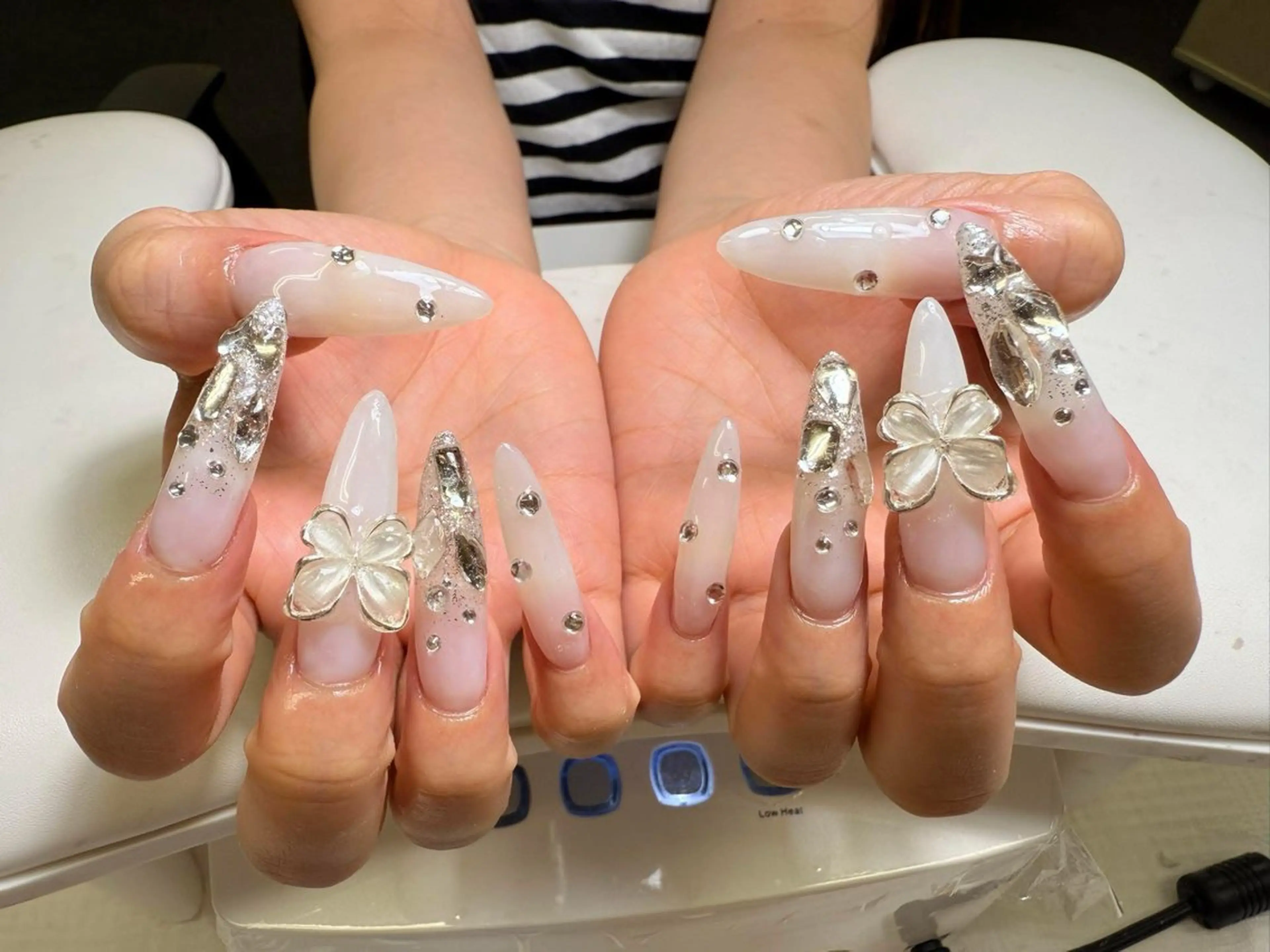 ネイル ハンドネイル ain nailのネイルデザイン