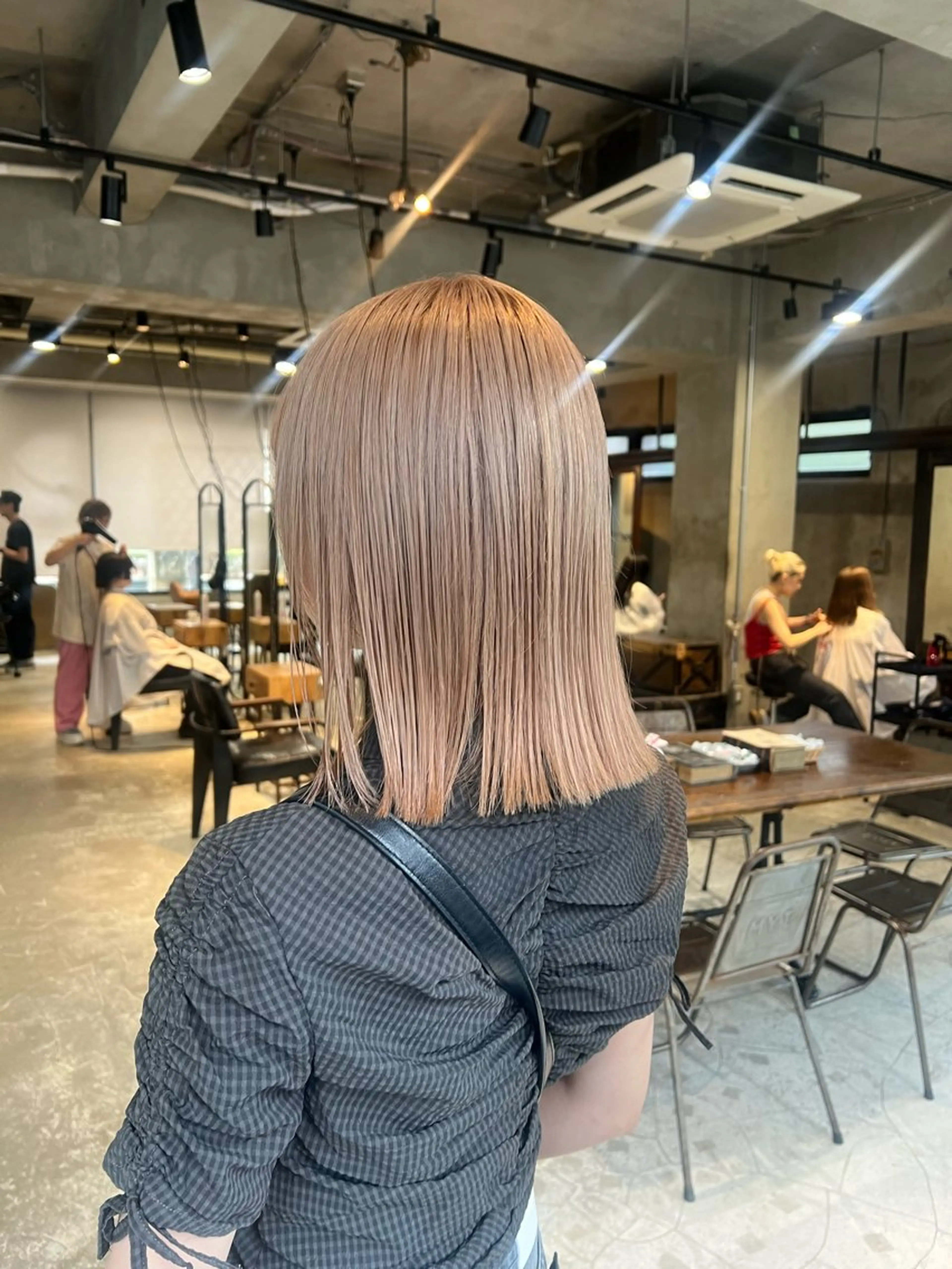 ミディアム カラー カット ヘアカラー 色落ちまで可愛い 🔅KANTAのヘアスタイル
