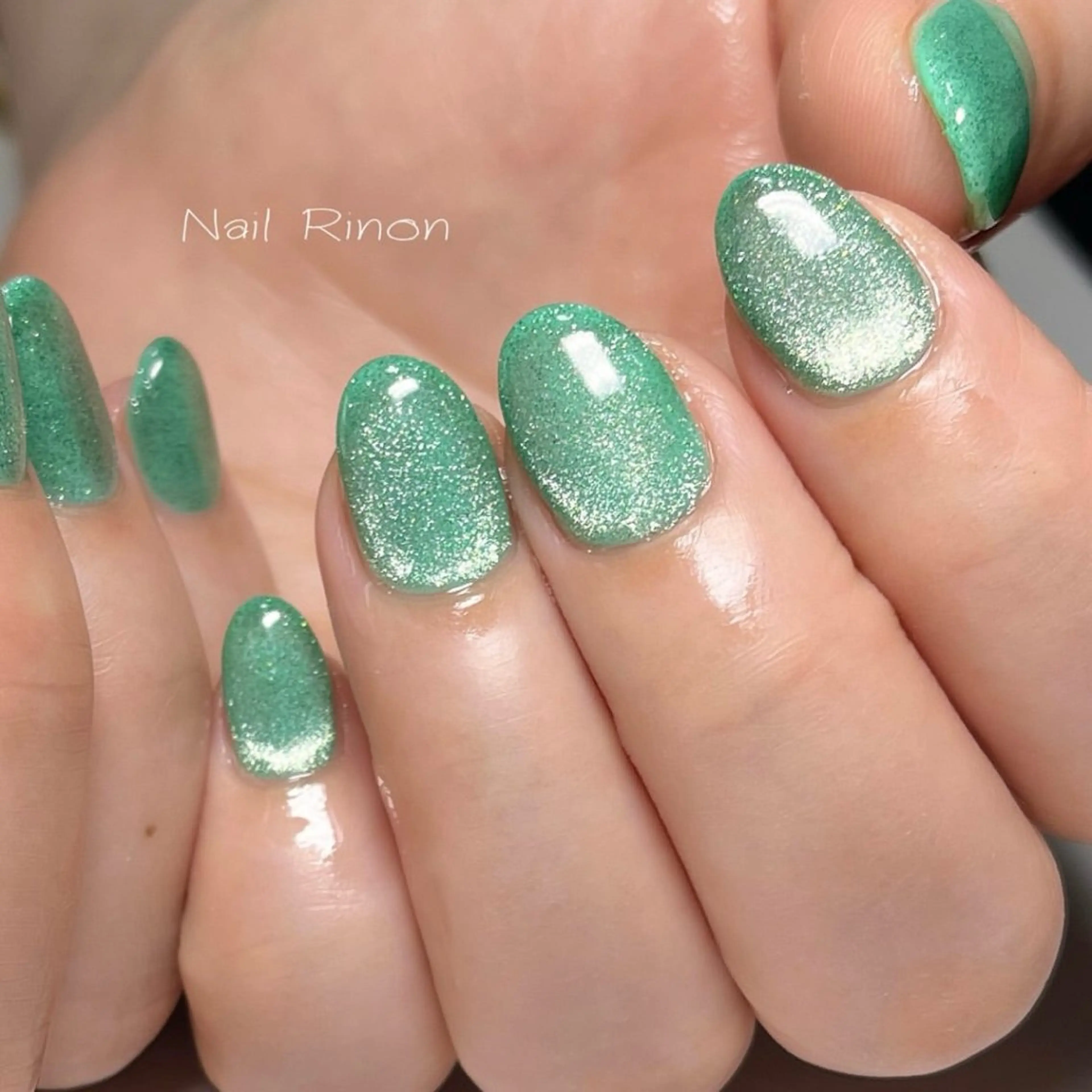 ネイル マグネットネイル ハンドネイル Nail Rinonのネイルデザイン