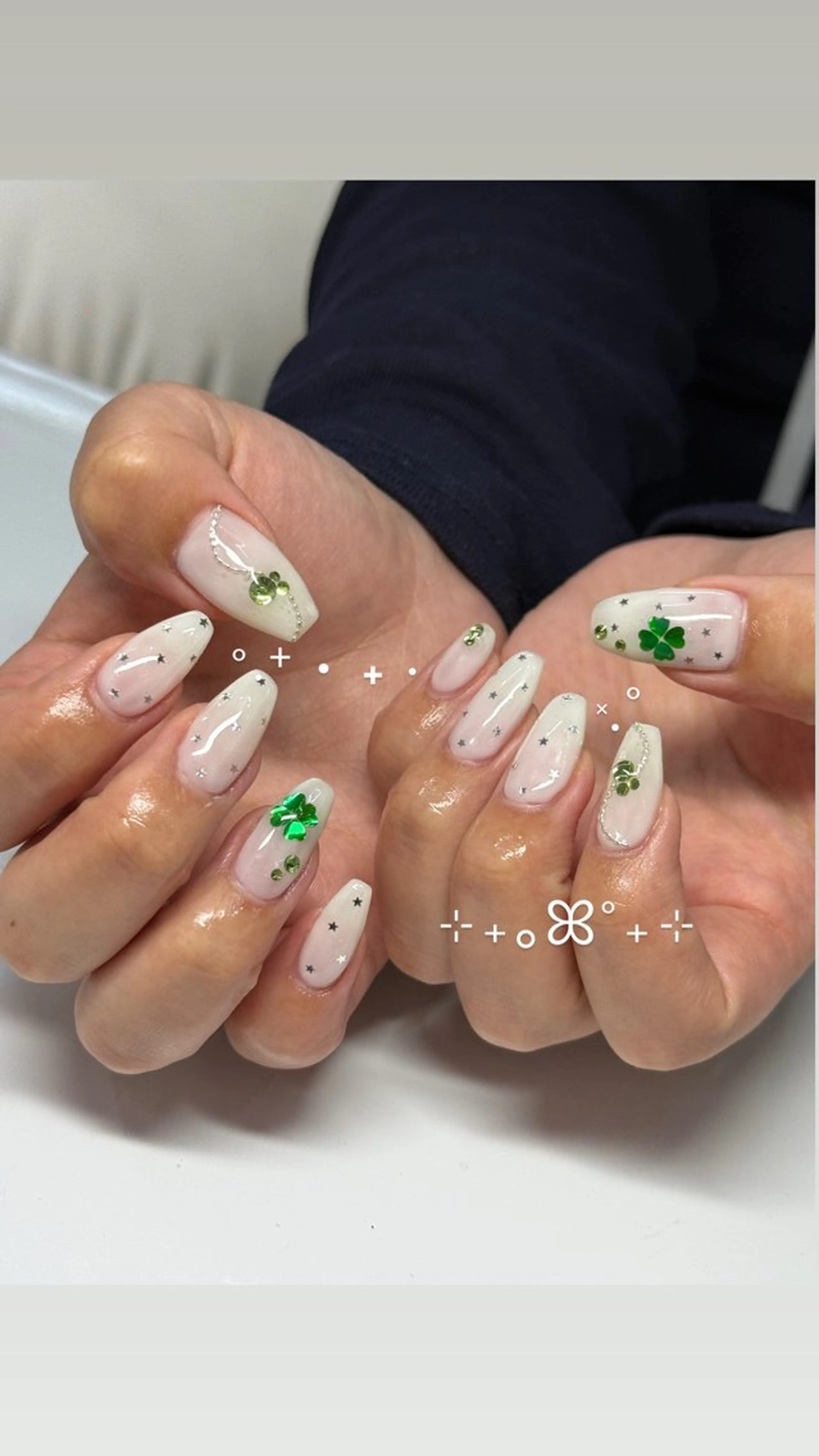 ネイル アートネイル ホログラムネイル ハンドネイル WOLTOKYO渋谷 yunaのネイルデザイン