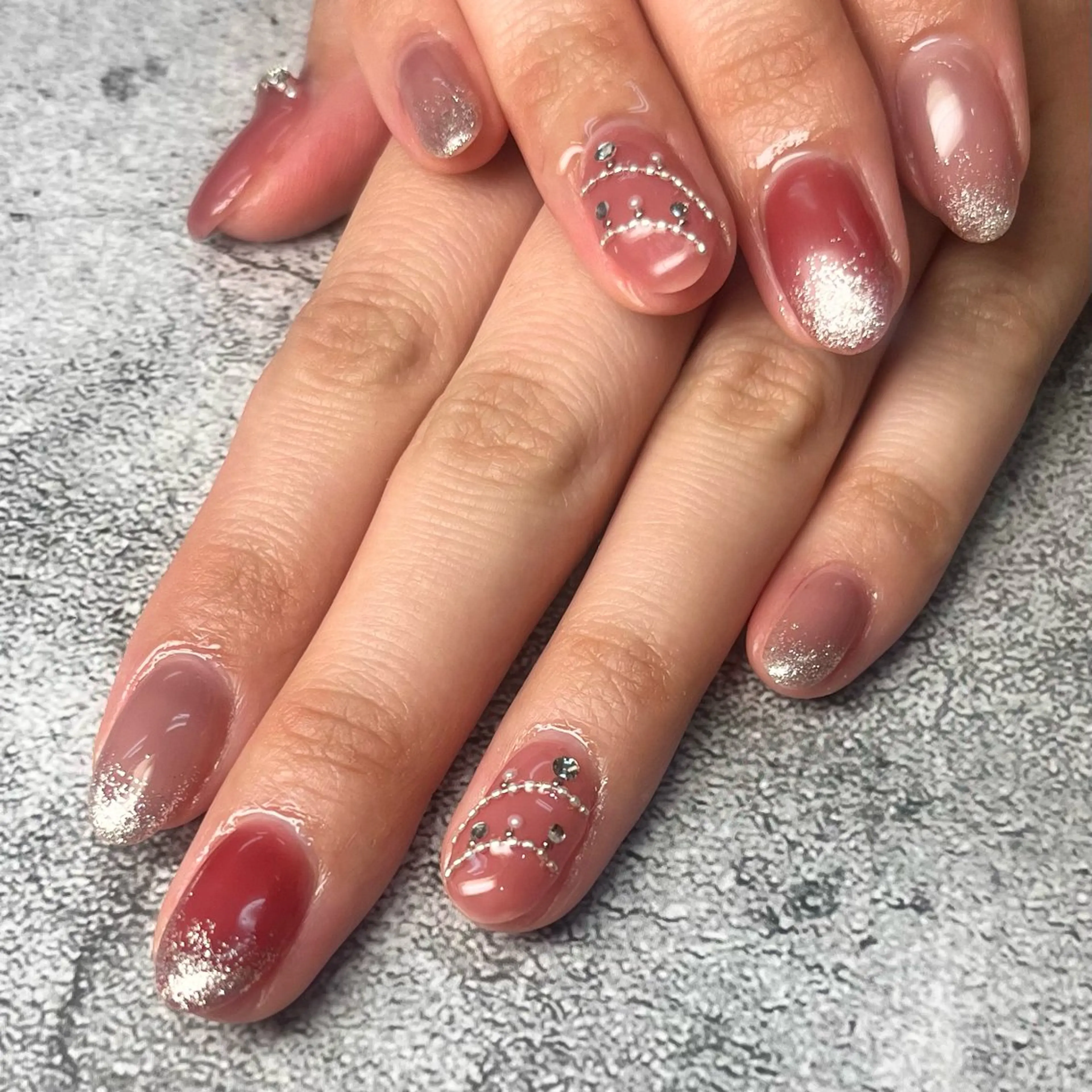 ネイル ハンドネイル Queen nail 北堀江 ASUKAのネイルデザイン