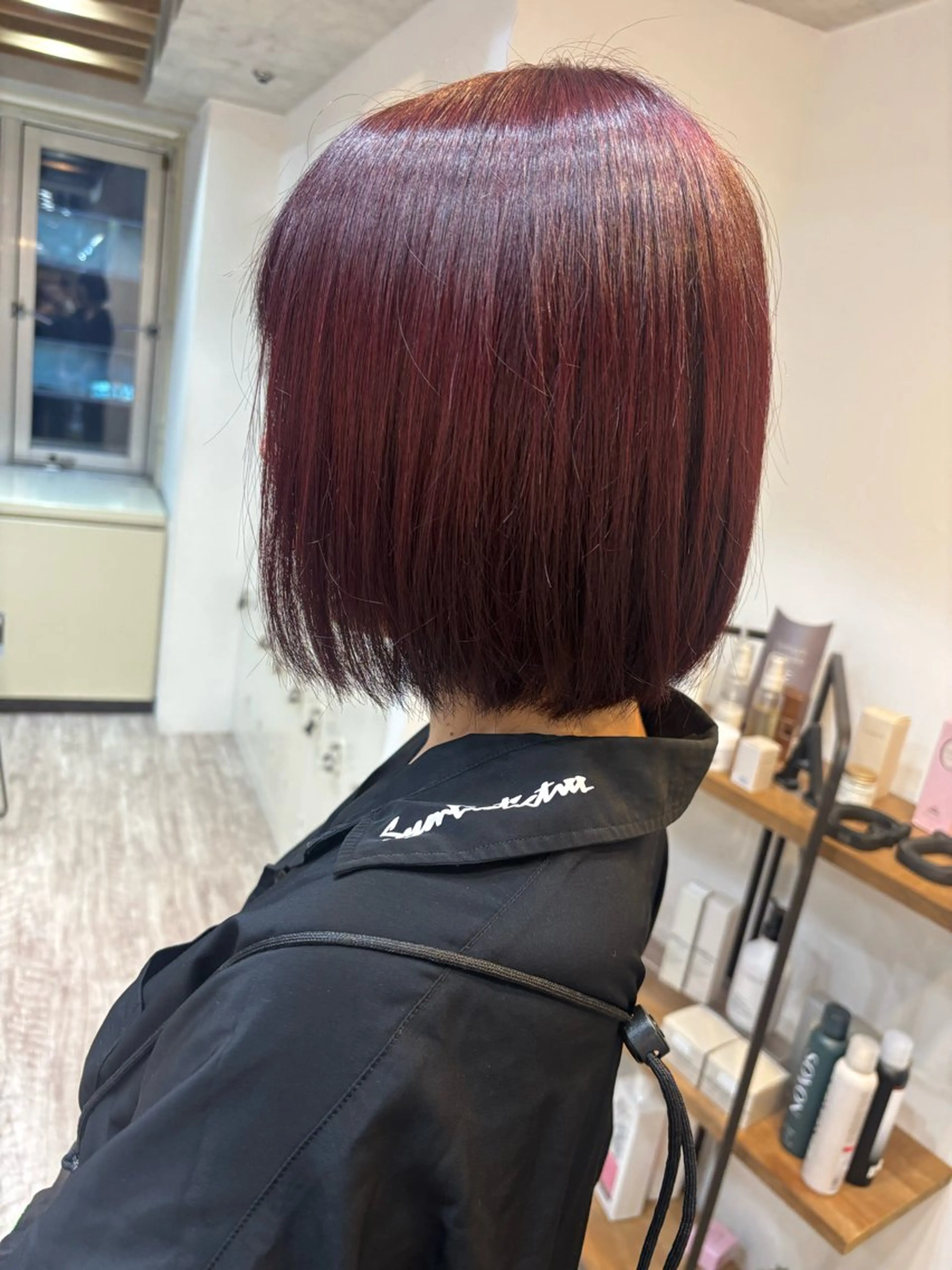 ミディアム カット ヘアカラー ヒグチ ハルナのヘアスタイル
