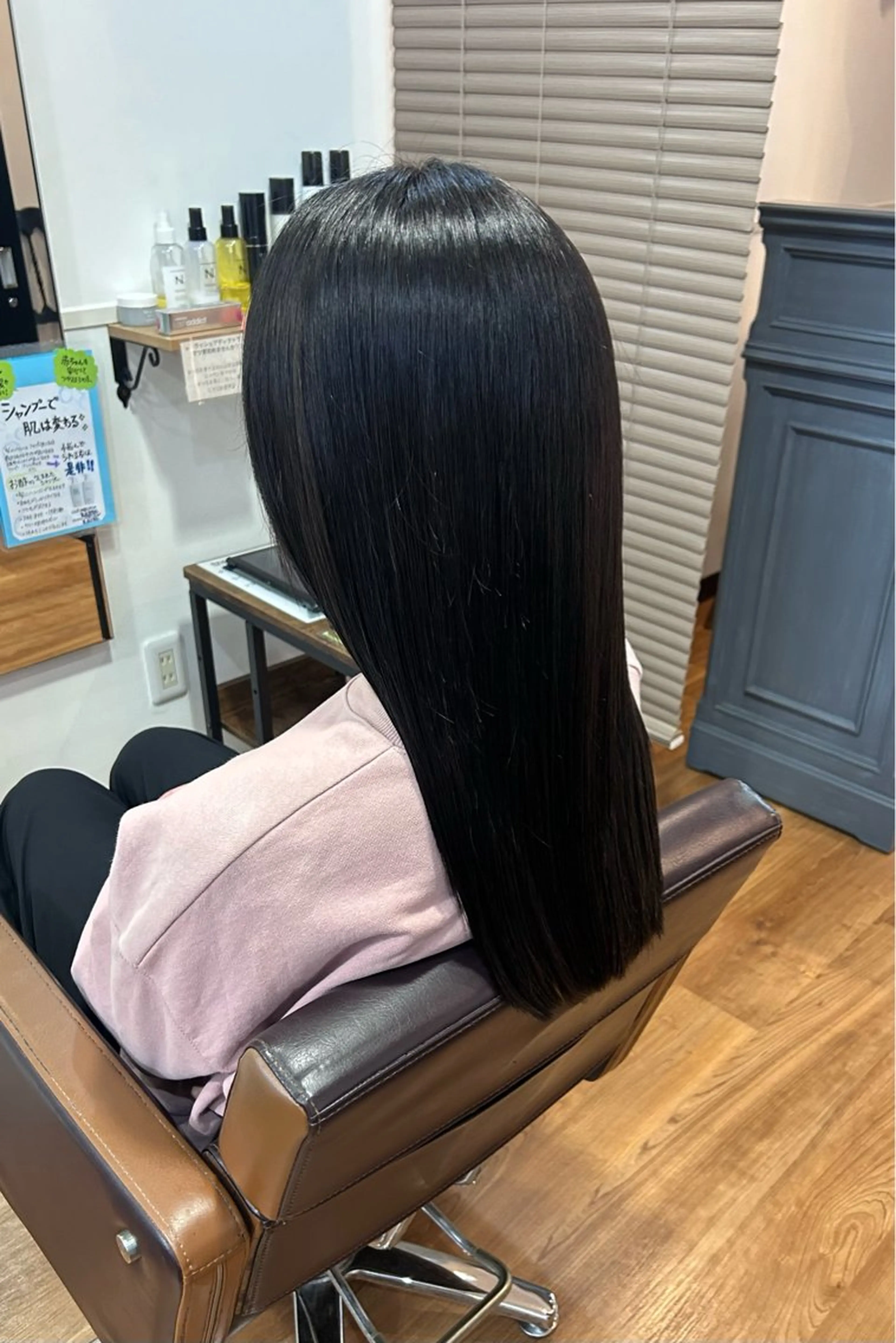ロング カラー アッシュ アッシュブラウン ブラウンカラー 透明感カラー ヘアカラー flower所属・原田 歩実のヘアスタイル