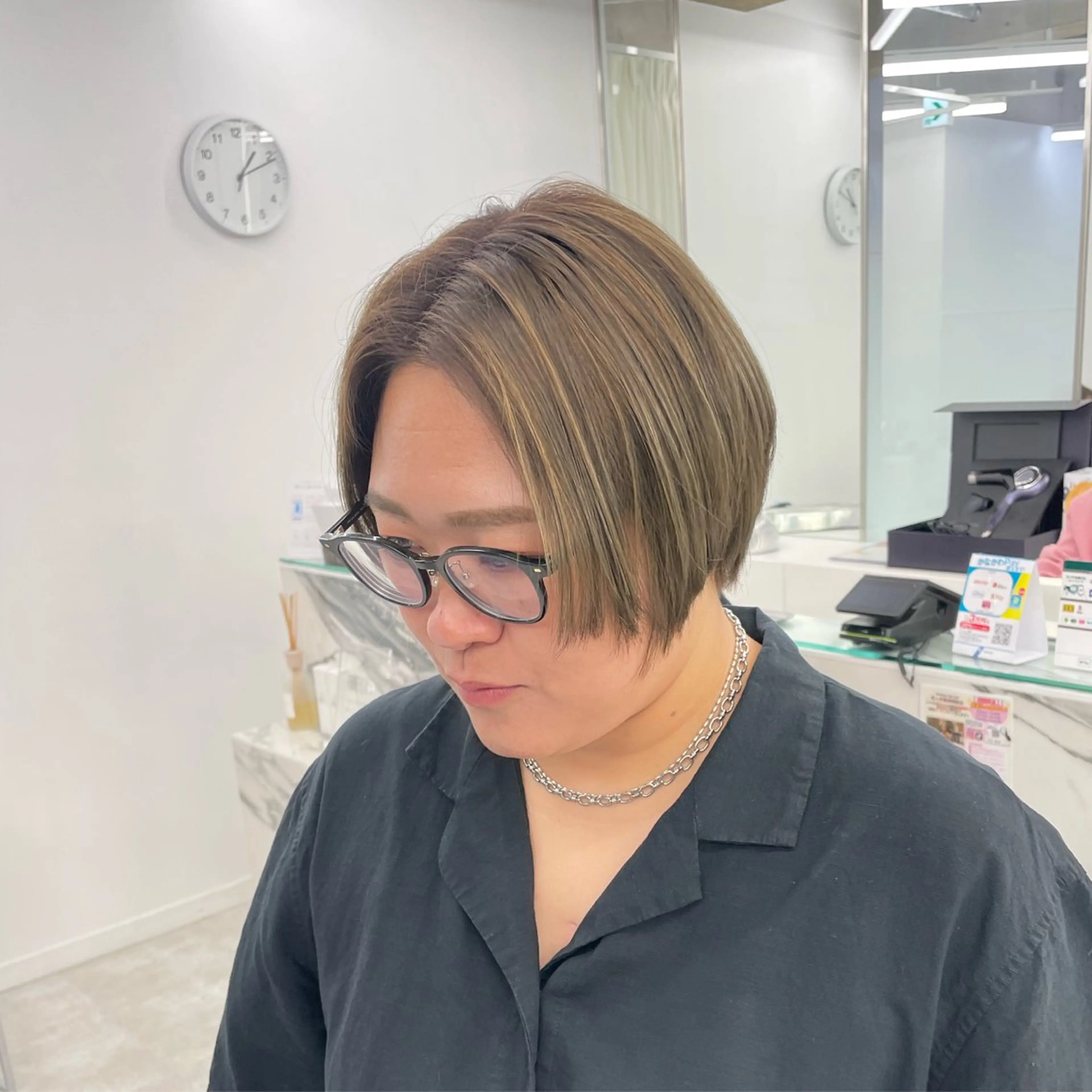 ショート カラー カット ヘアカラー トリートメント Brown 藤沢店のヘアスタイル