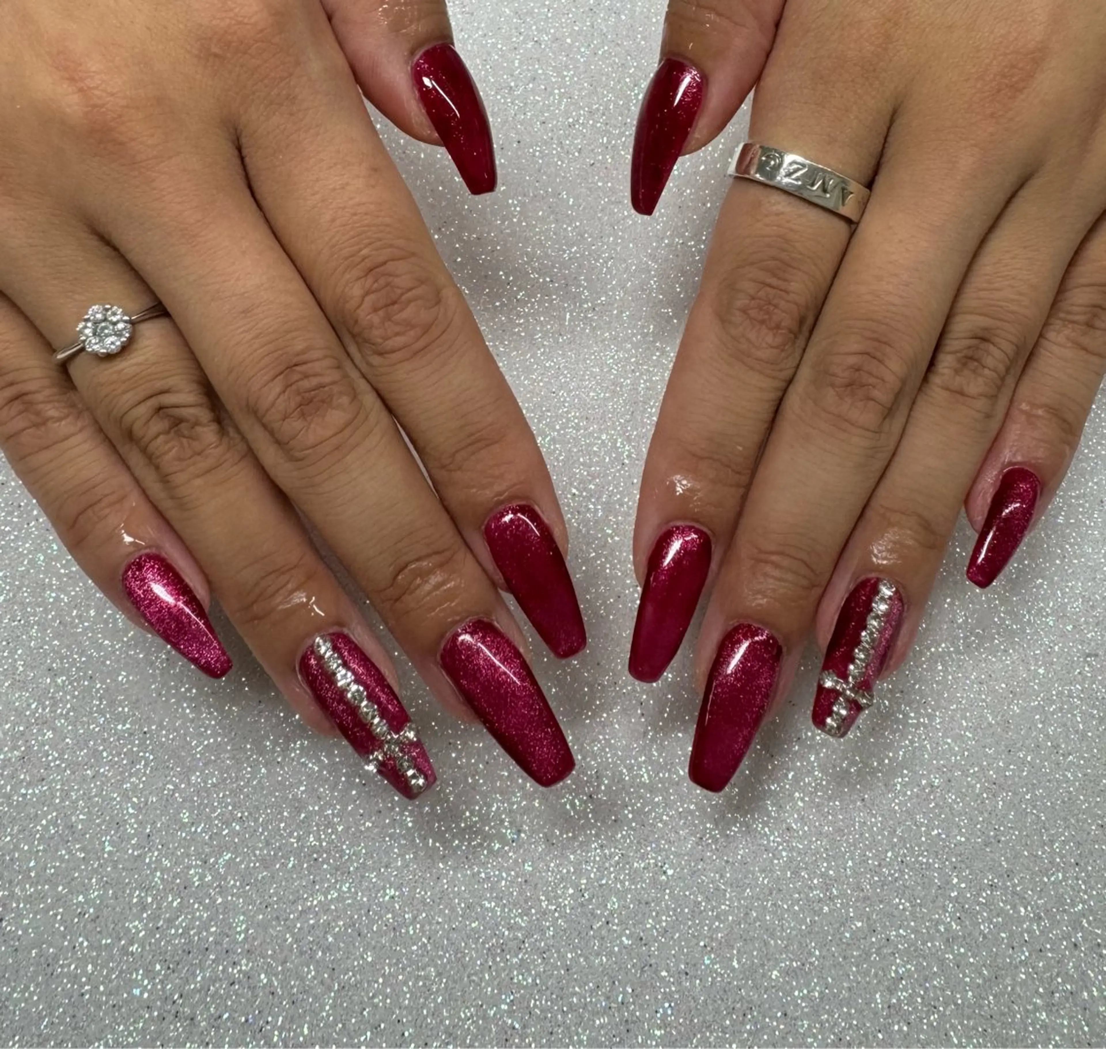 ネイル ハンドネイル VIERU 🌈🎀💖のネイルデザイン