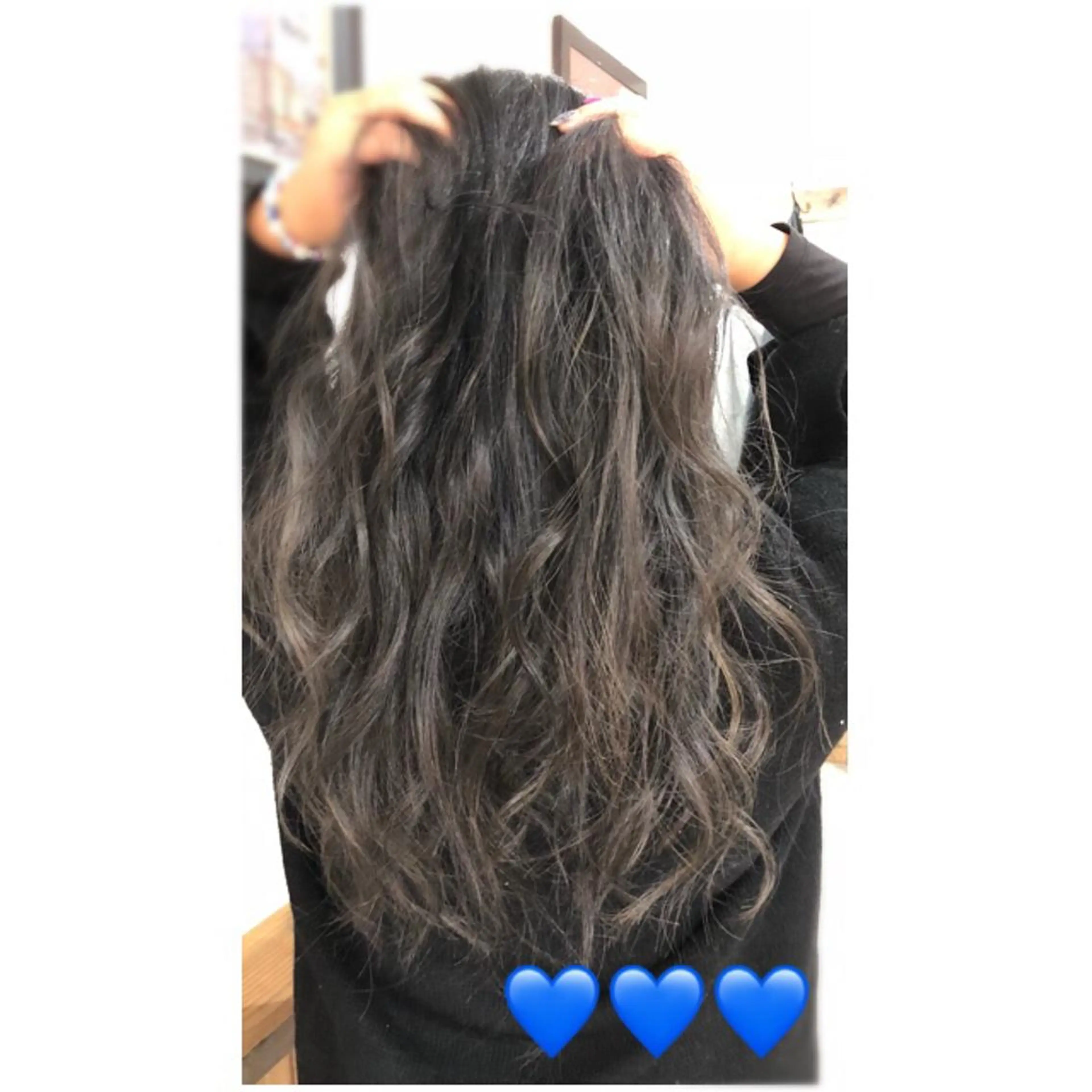 ロング カラー アッシュ アッシュグレー M IIのヘアスタイル