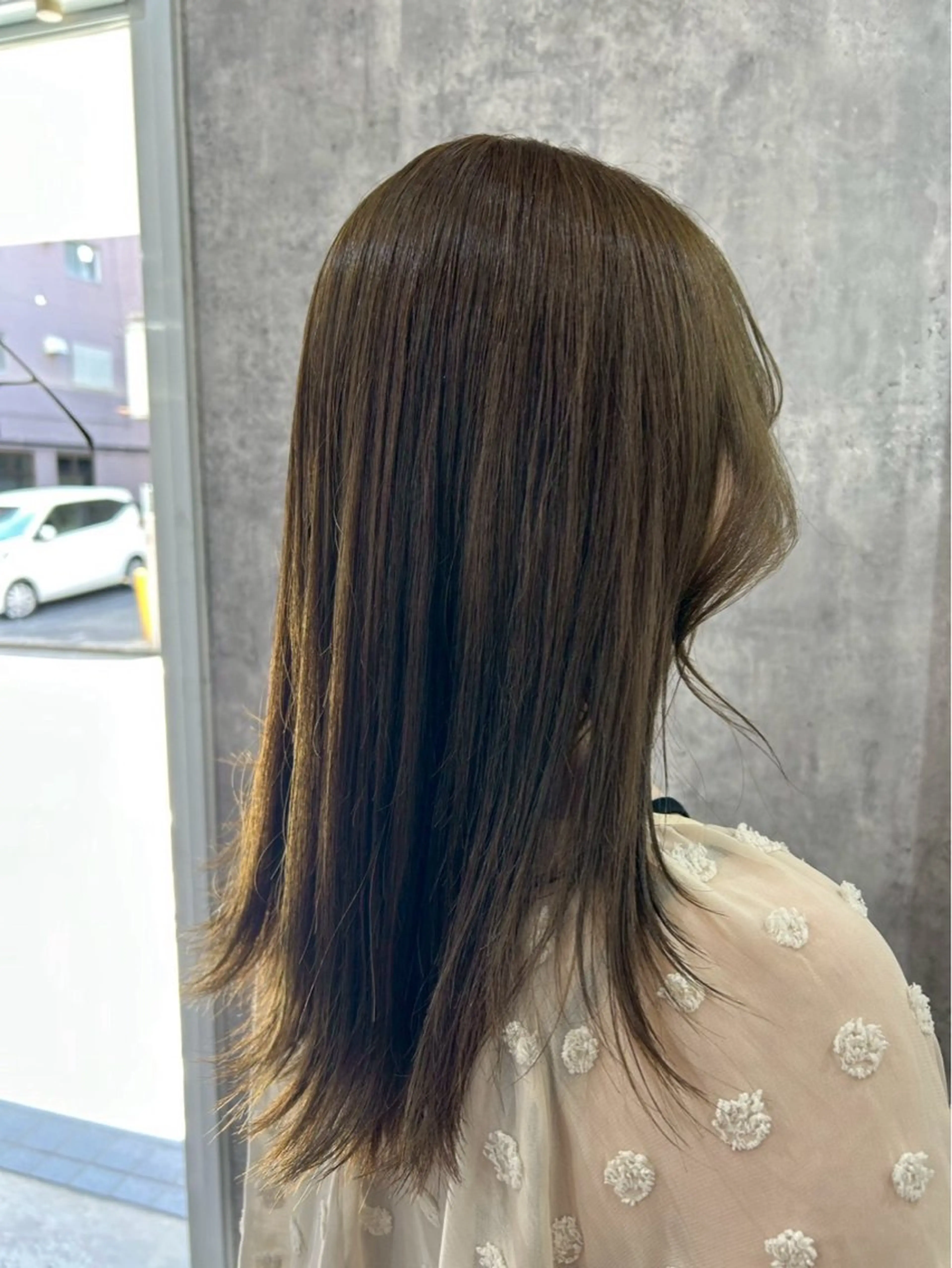 セミロング ヘアカラー 安藤 ひなたのヘアスタイル