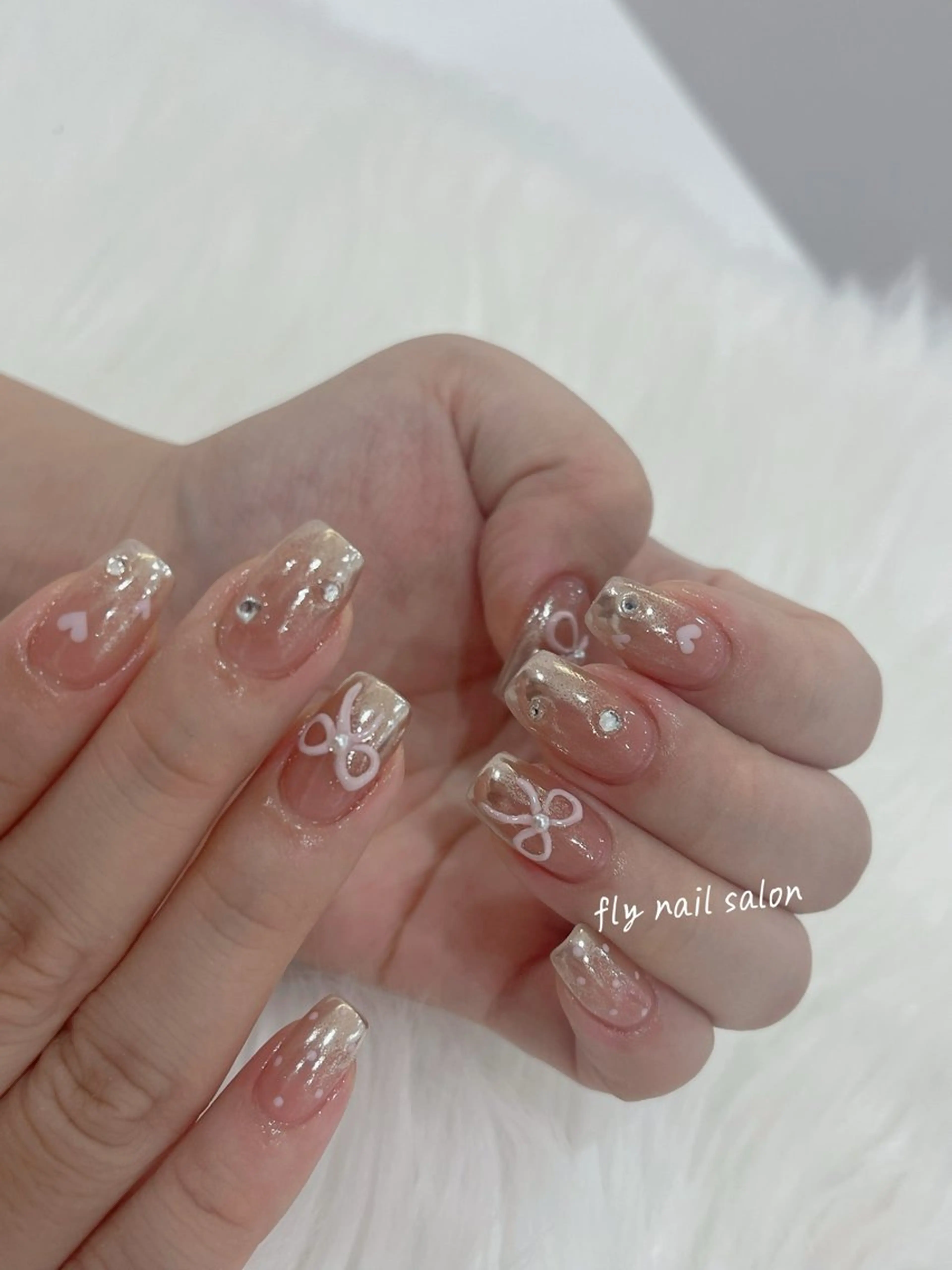ネイル ハンドネイル FLY Nail Salonのネイルデザイン