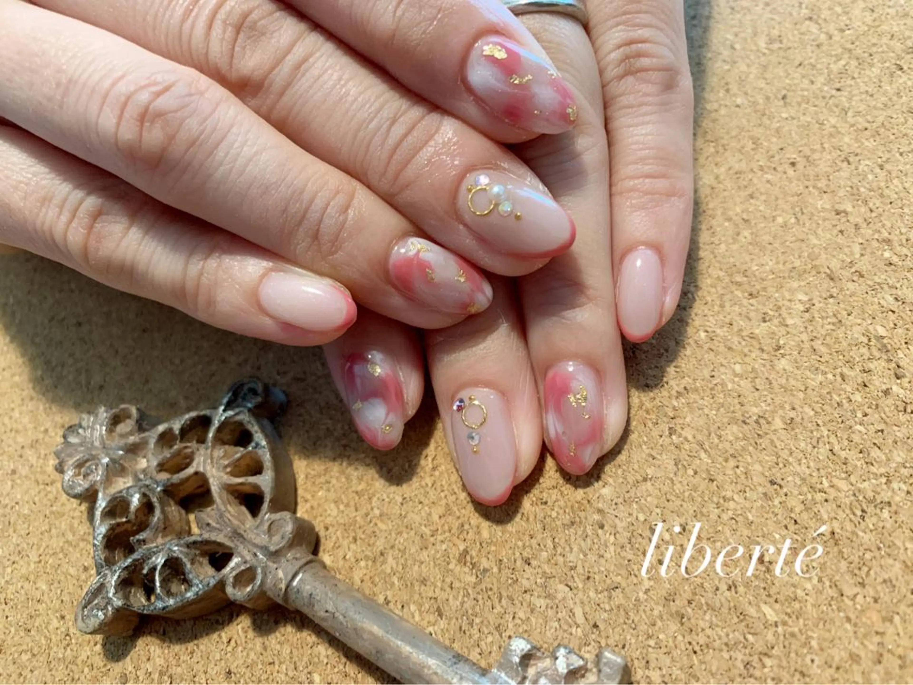 ネイル liberté (リベルテ)のネイルデザイン