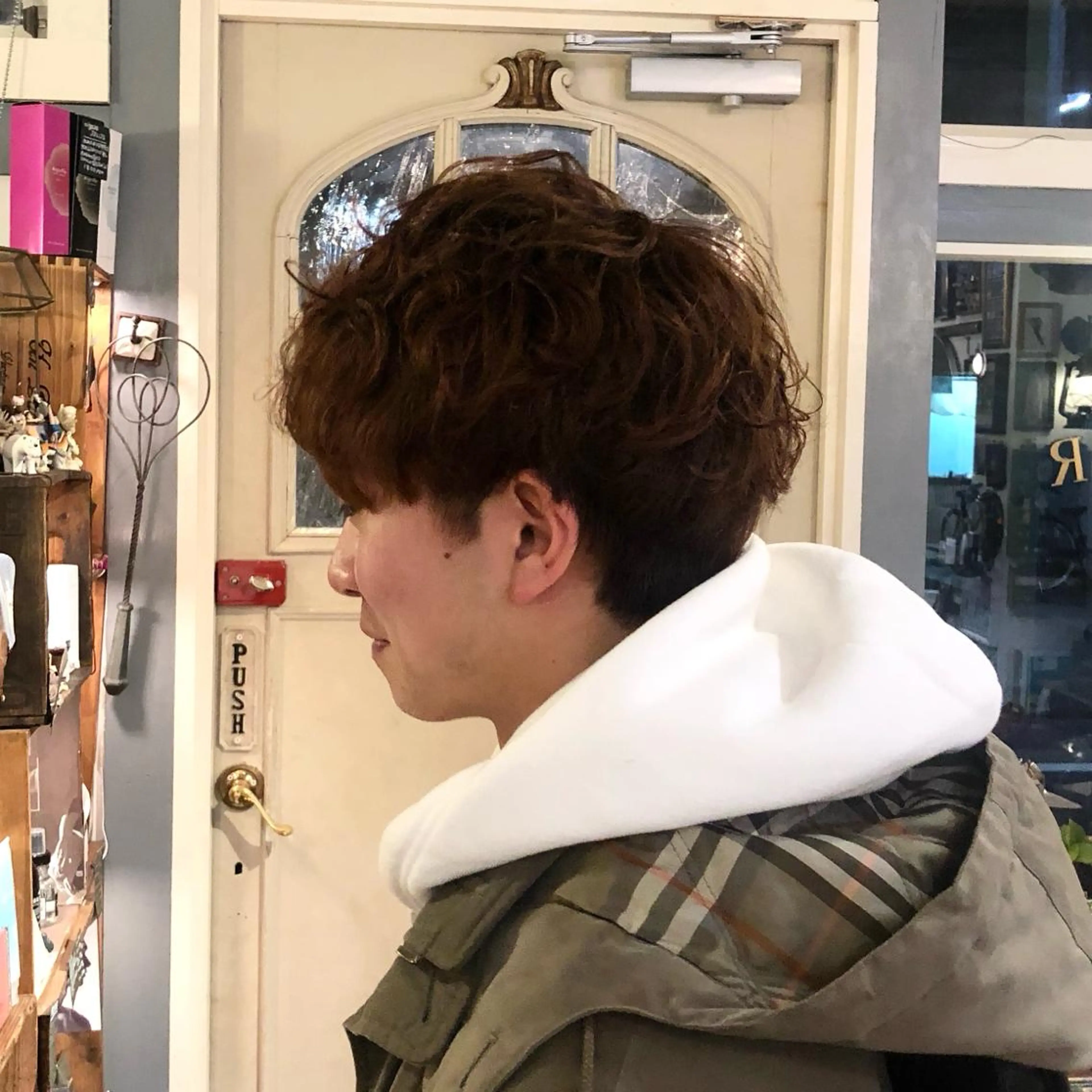 カラー パーマ メンズ マッシュ メンズパーマ スパイラルパーマ カット パーマ ヘッドスパ BRITS 渡辺 菜々子のヘアスタイル