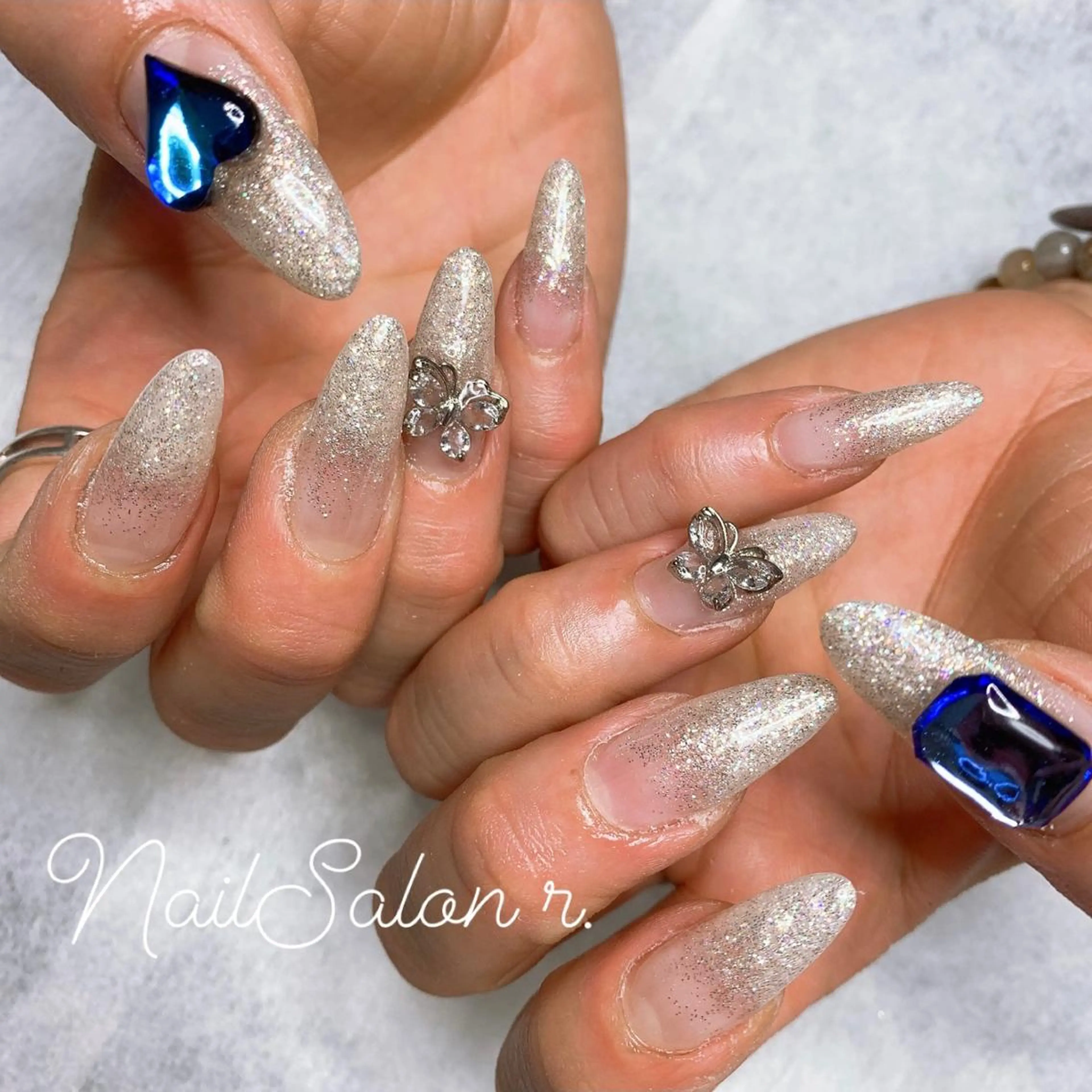 ネイル ハンドネイル Nailsalon r.のネイルデザイン