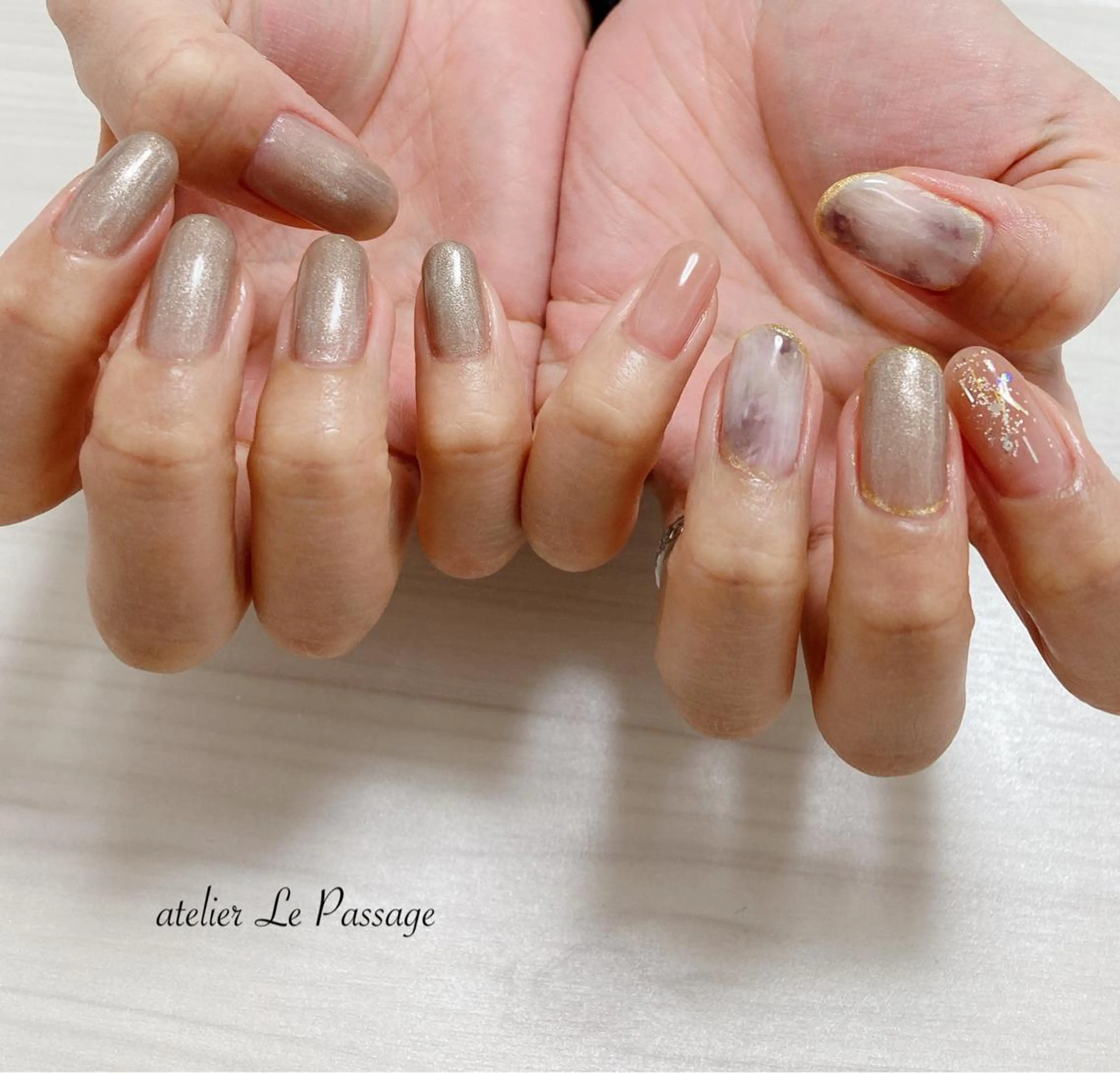 ネイル ジェルネイル ニュアンスネイル オフィスネイル パラジェル 春ネイル Atelier Le Passage所属・h nakatsukaのネイルデザイン