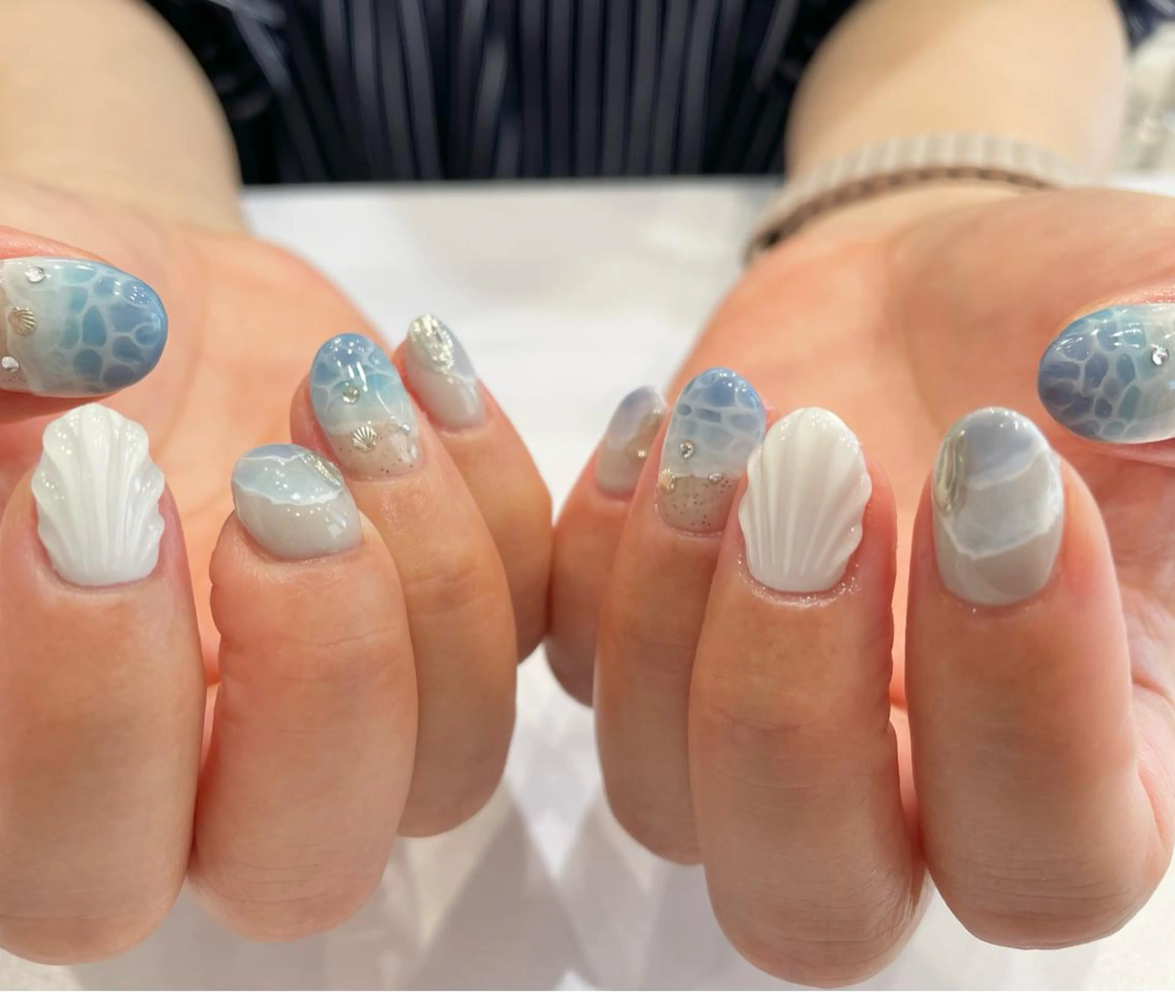 ネイル ハンドネイル Ash関内ネイリスト 荒木晴香のネイルデザイン