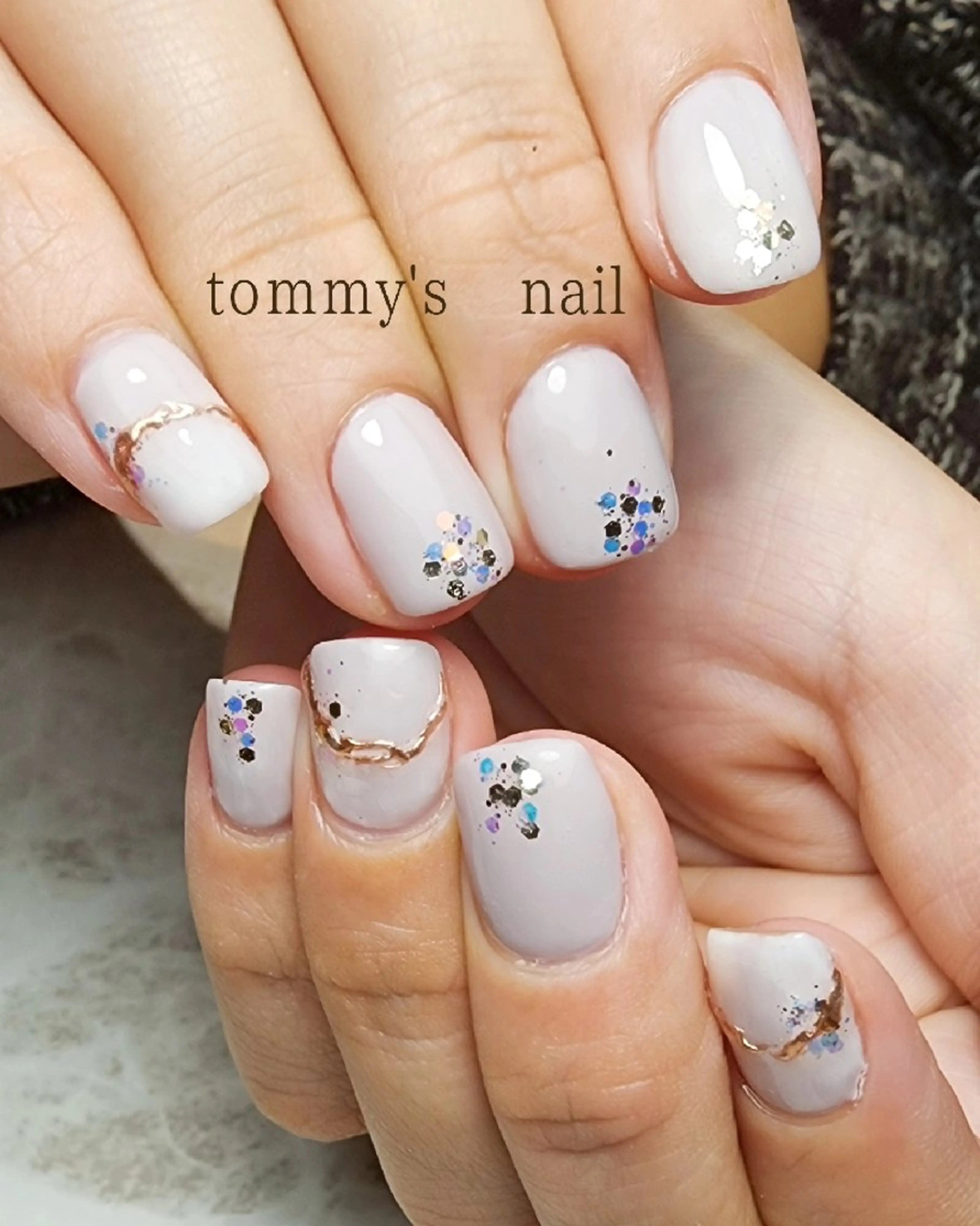 ネイル ジェルネイル グラデーション ラメ(グリッター) ラメグラデーション ワンカラーネイル ハンドネイル tommy's nail所属・福岡/若よもぎ蒸し 全身美容が叶うサロンのネイルデザイン