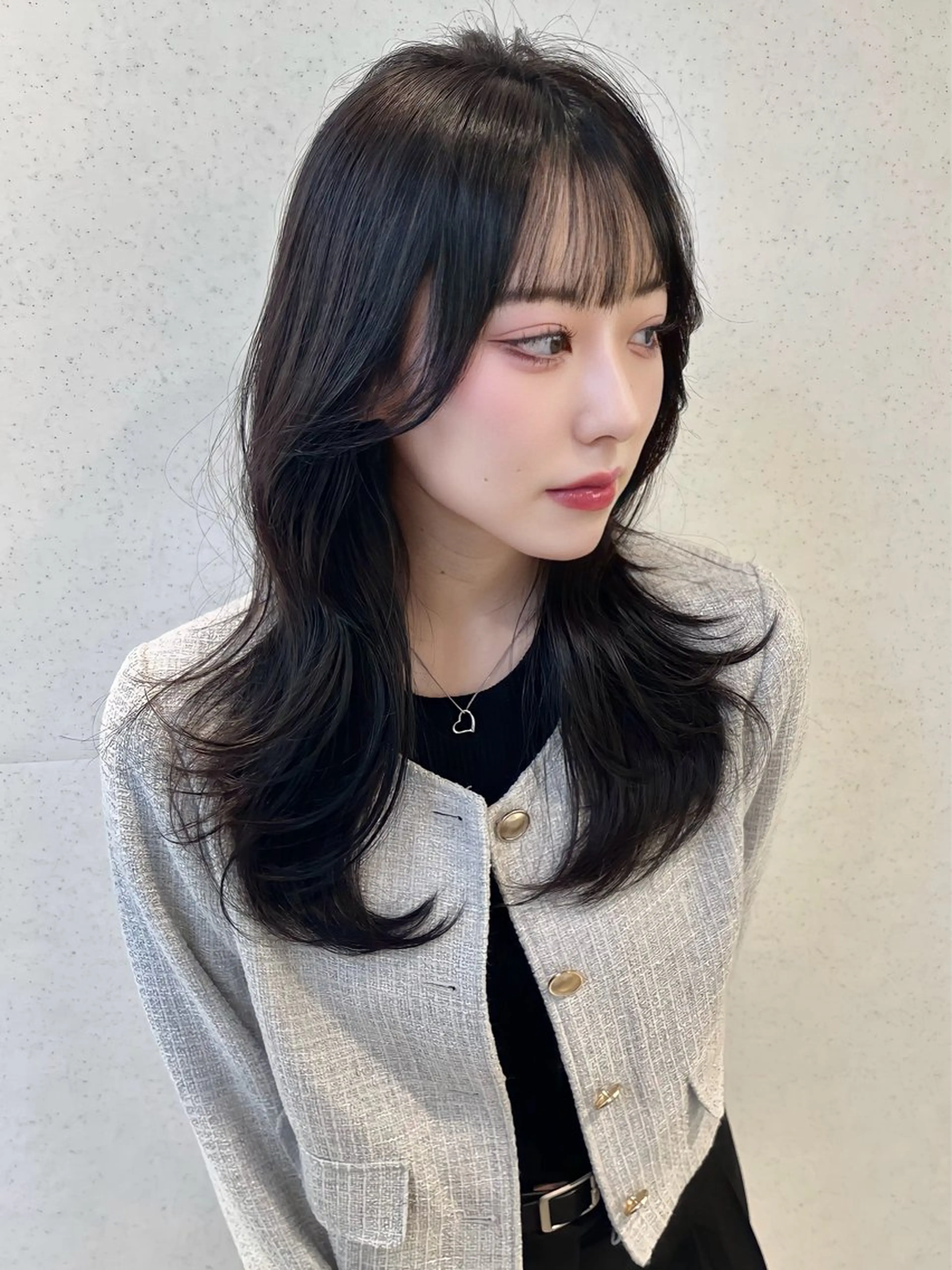ミディアム カラー グレージュ レイヤーカット カット ヘアカラー 韓国レイヤー/新宿/ 髪質改善/岡崎のヘアスタイル