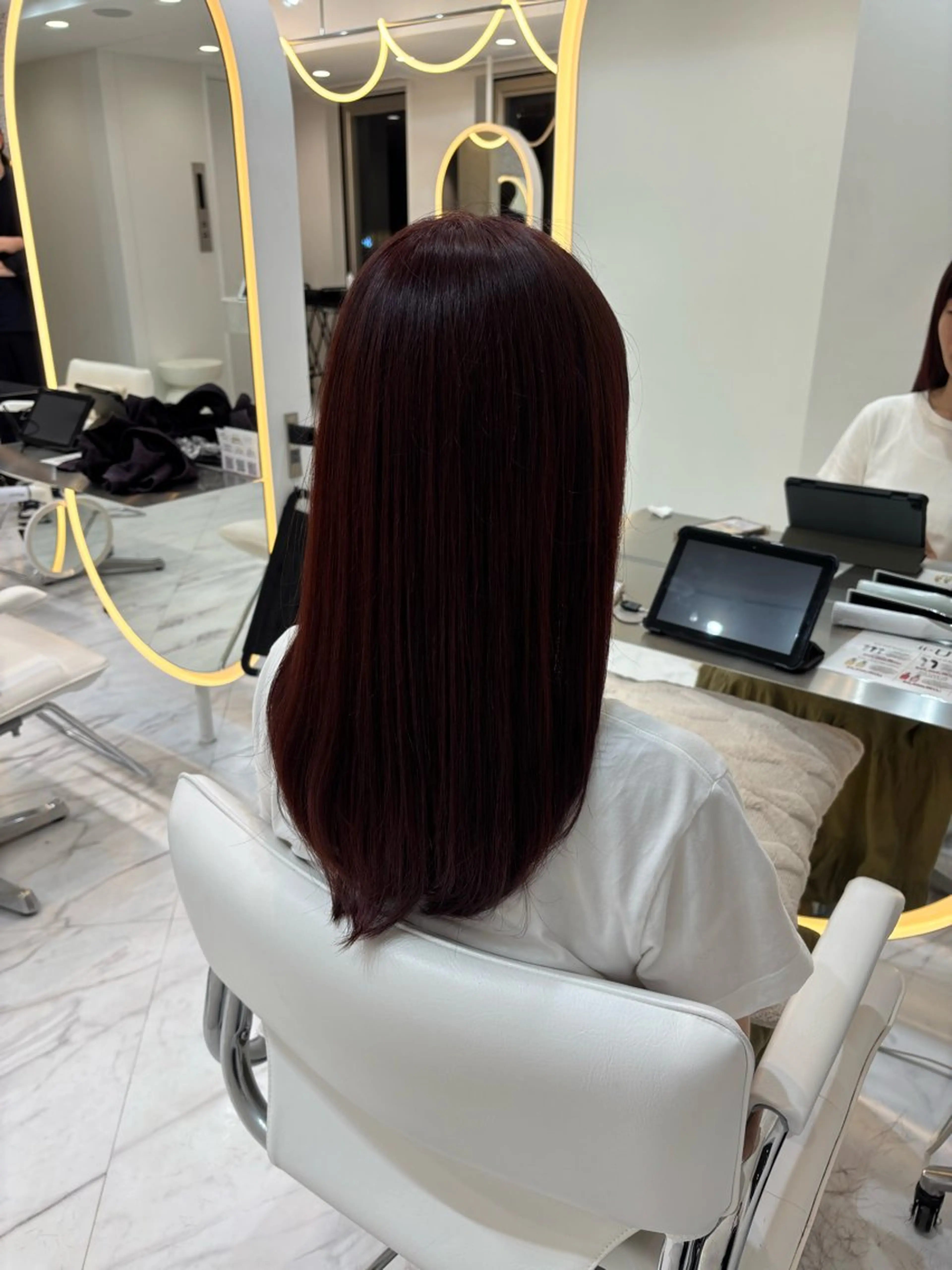 セミロング カラー カット ヘアカラー トリートメント ii+U 銀座【アイユーギンザ】所属・Hikaru 銀座美容師のヘアスタイル
