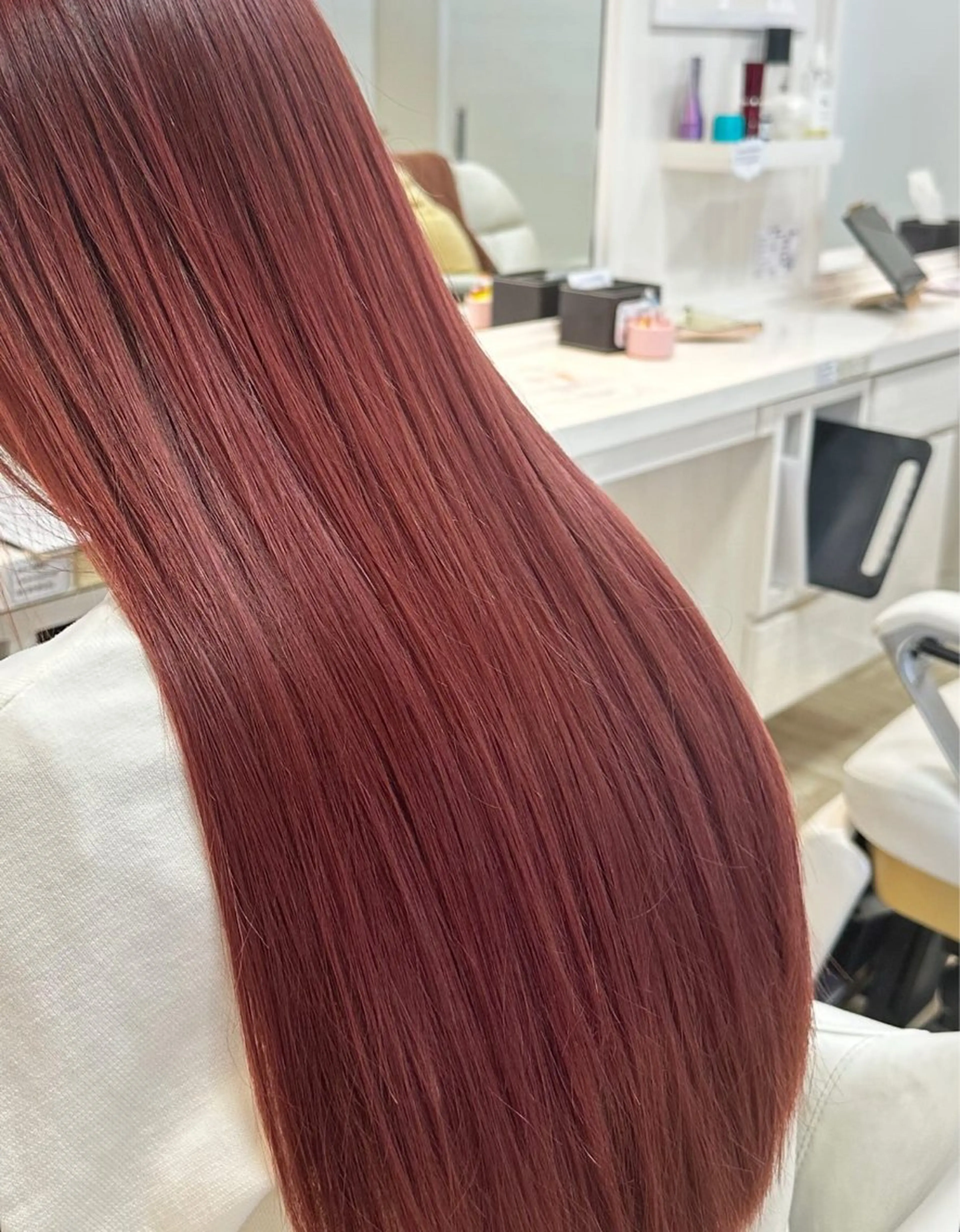 カット＋最高級美髪矯正ストレート＋ケアプロ使用最高級フローディアトリートメント✂️💖✨の写真