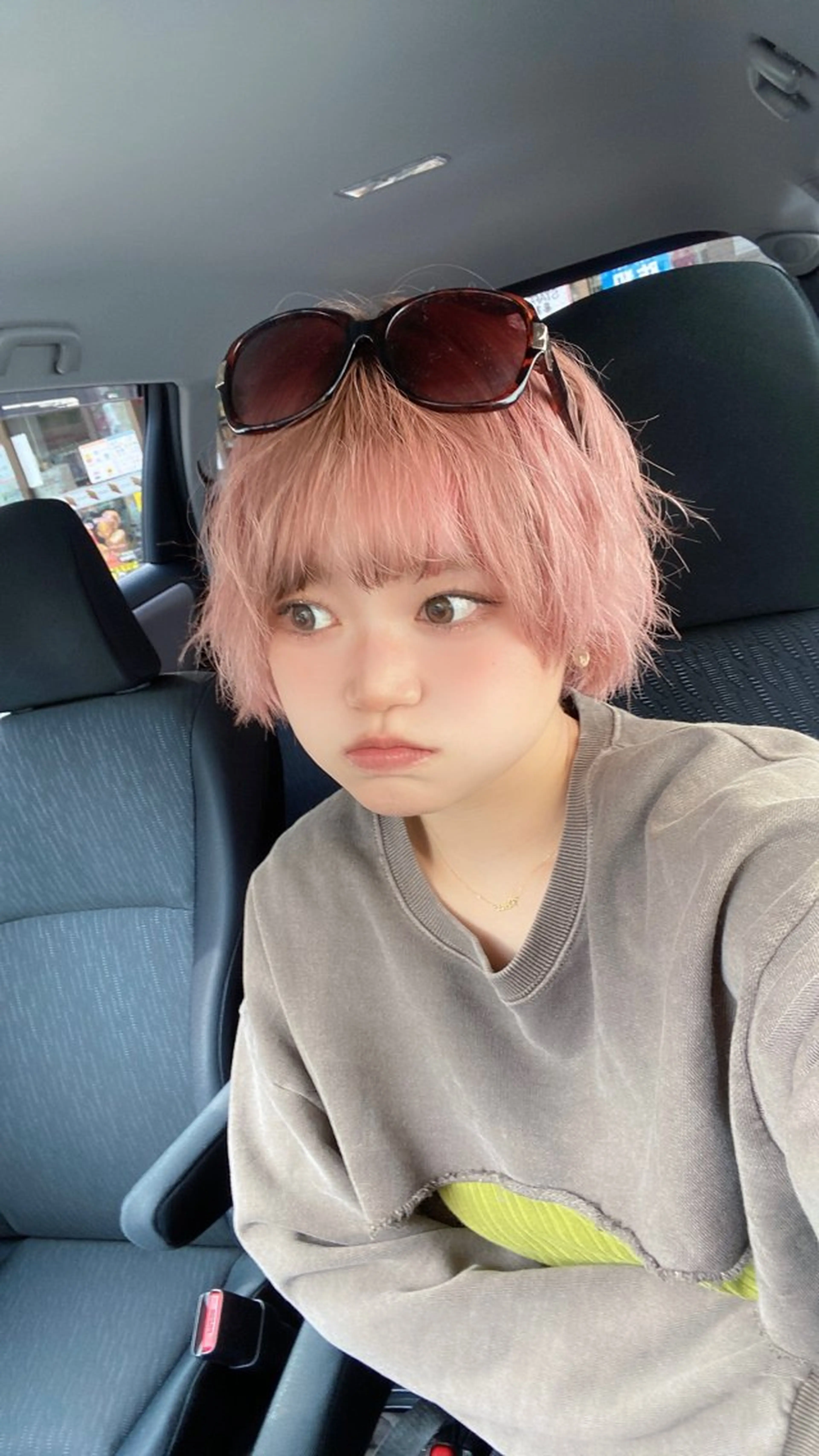 ミディアム カラー ショートボブ ブリーチ ダブルカラー ピンクカラー ボブ memoto東三国店 🌼RENA🌼のマツエク・マツパデザイン