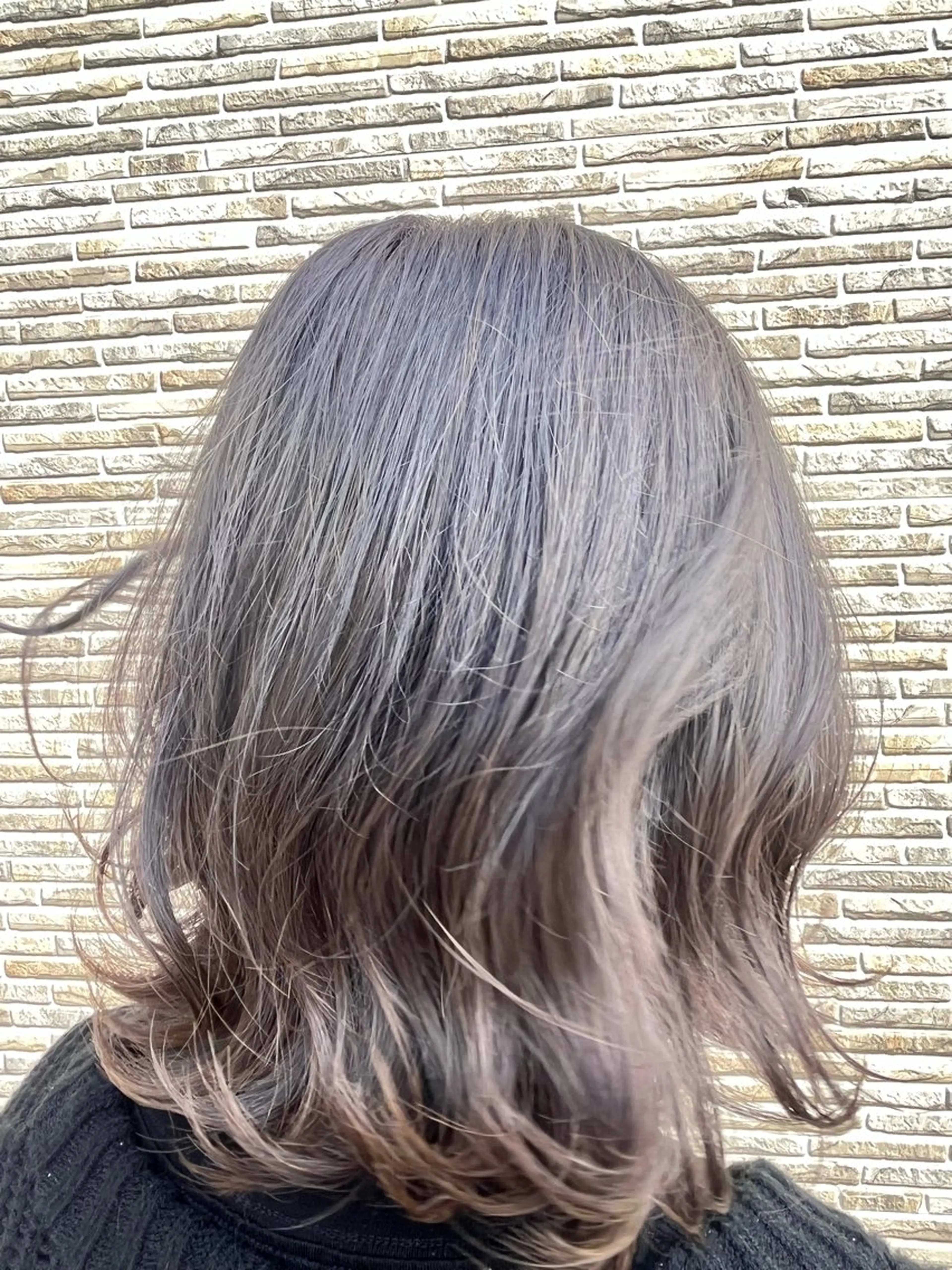 セミロング カラー 山田 優妃のヘアスタイル