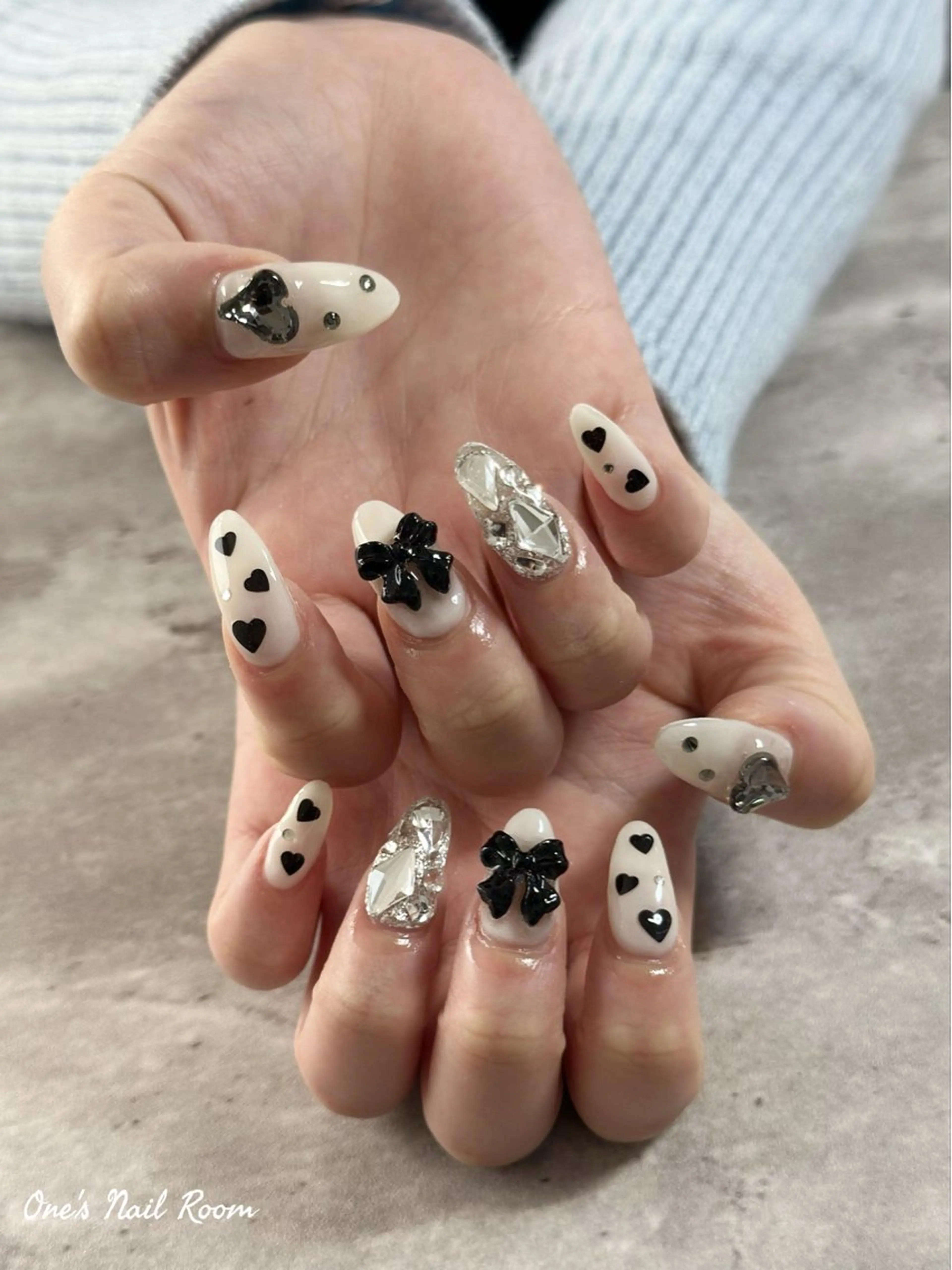 ネイル ハンドネイル One's Nail Roomのネイルデザイン