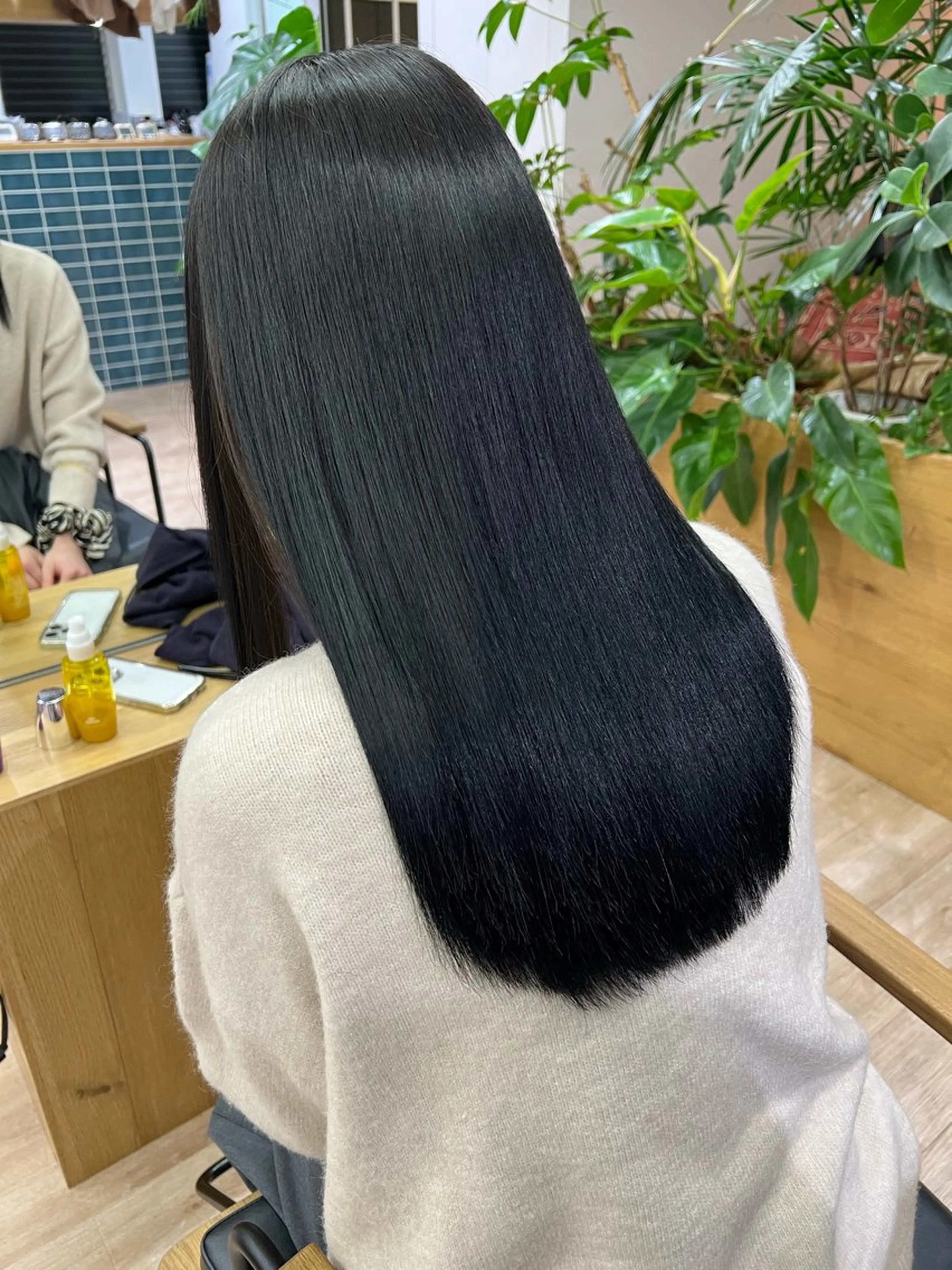 ロング カラー カット ヘアカラー トリートメント 田中 愛梨のヘアスタイル