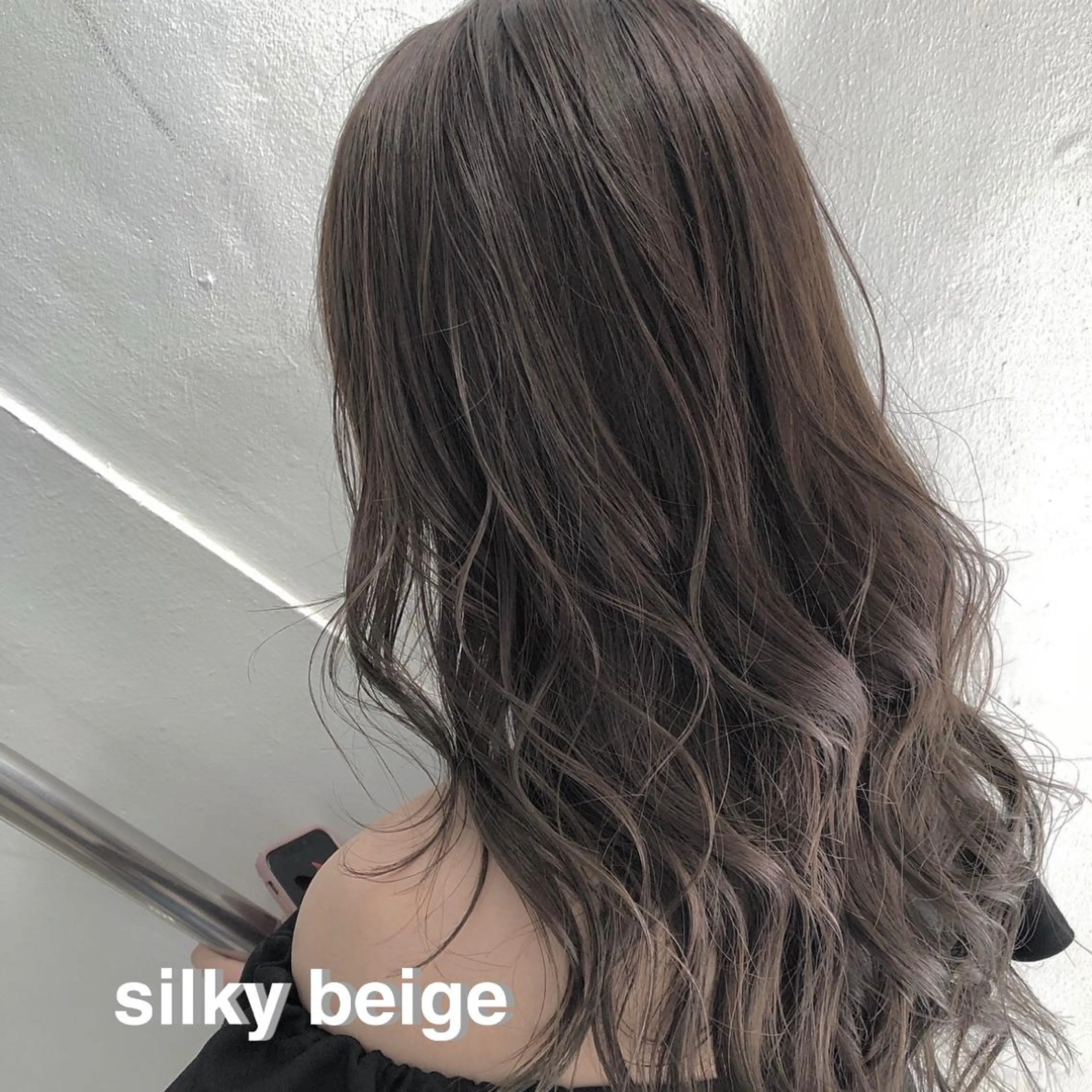 ロング カラー CLUTCH天王寺 西藤遥河のヘアスタイル