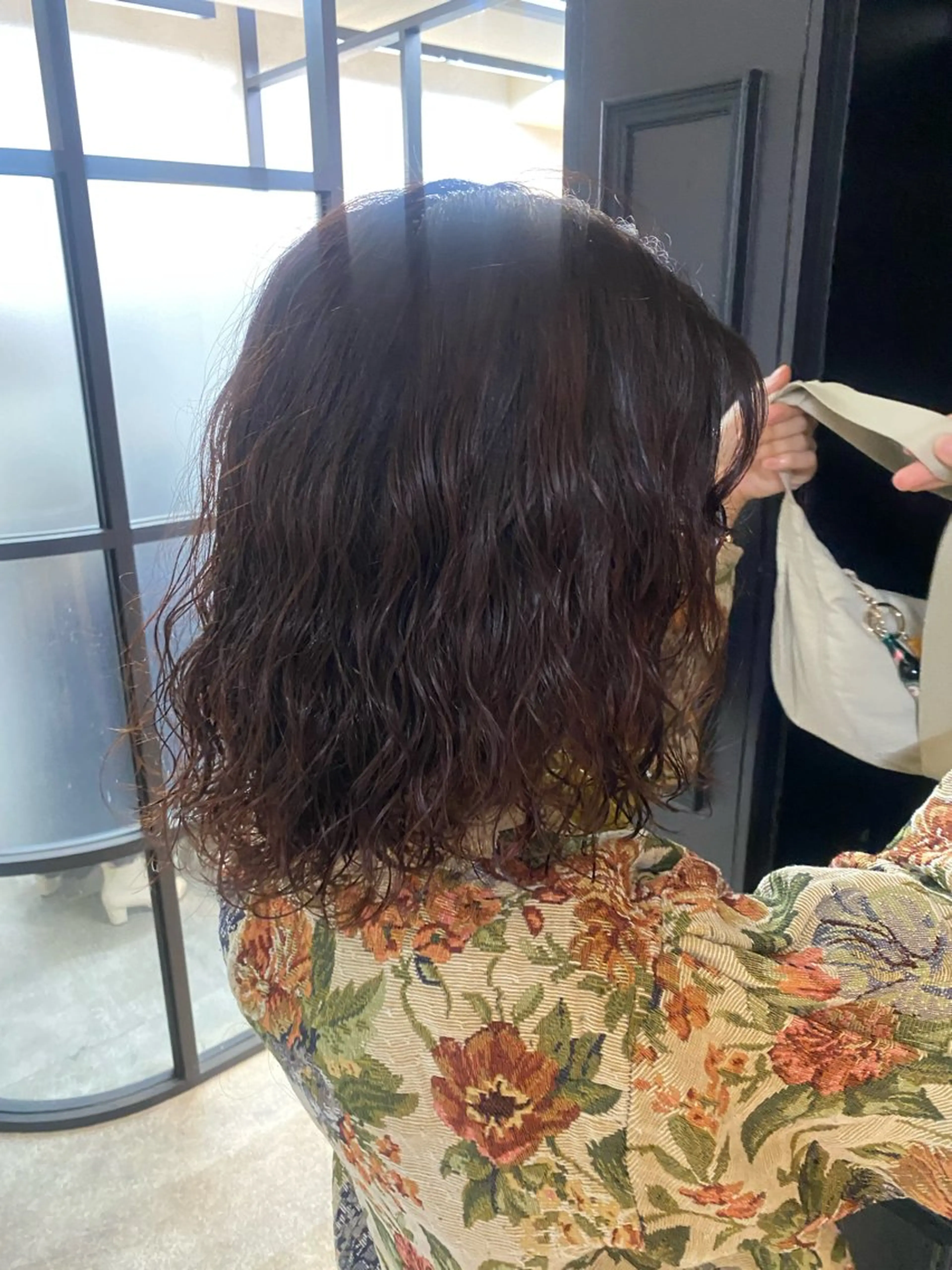 ミディアム カラー パーマ カット パーマ トリートメント 🍓小野 紗由美🍓のヘアスタイル