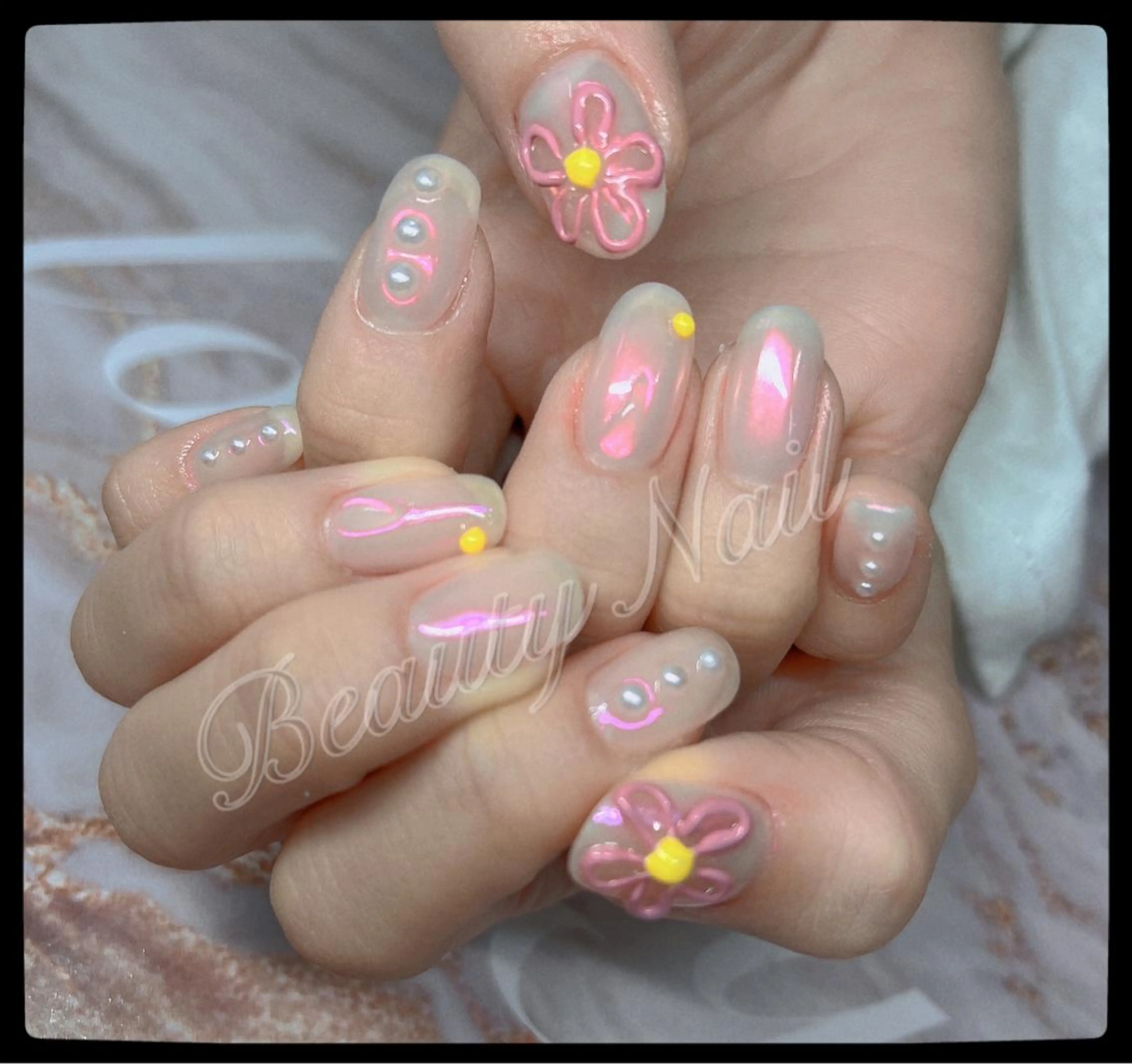 ネイル Moonstone Salon所属・Moonstone Salonのネイルデザイン
