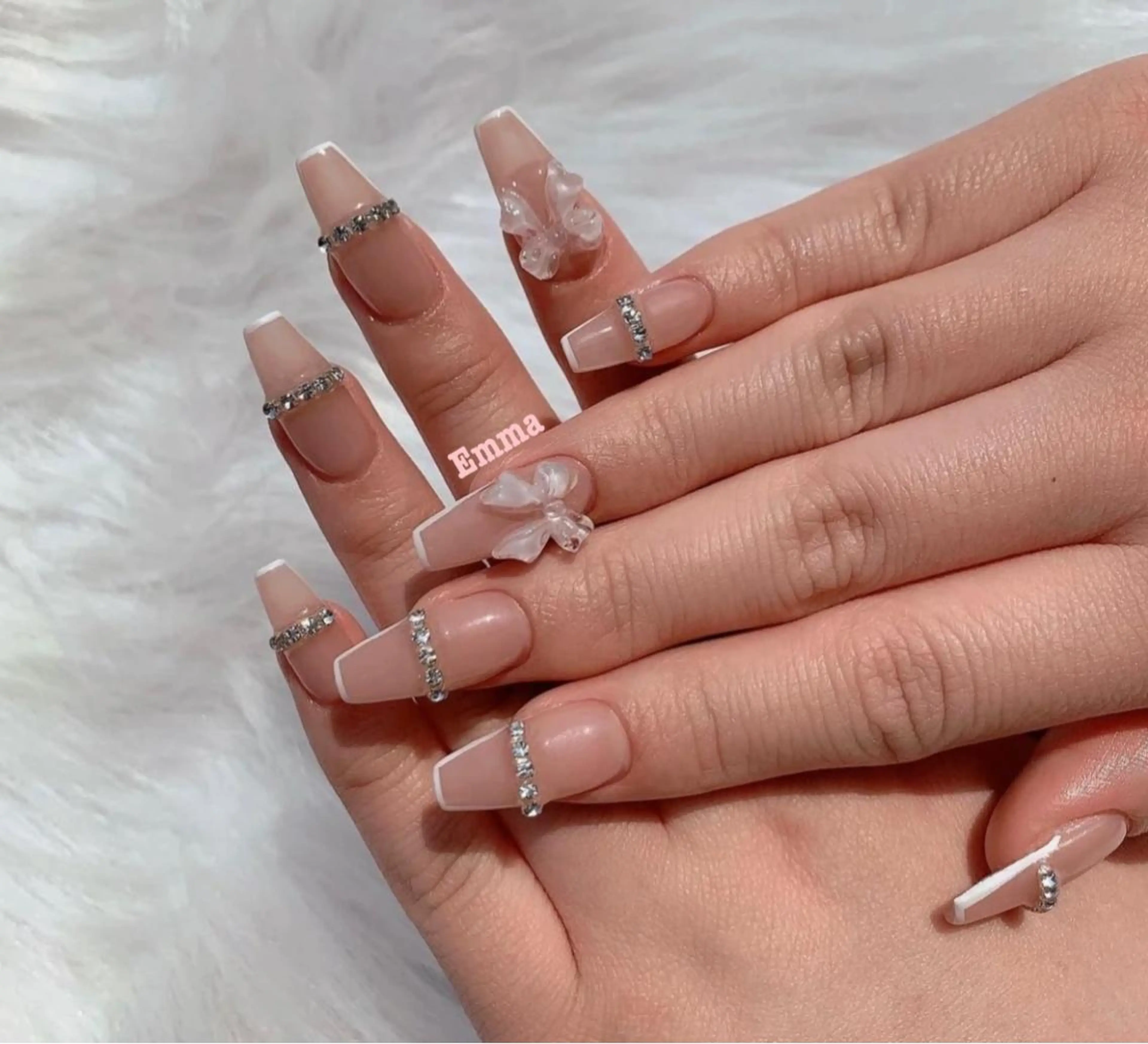 ネイル 長さ出し シンプルネイル ストーンネイル ネイルチップ ワンホンネイル She   Nail所属・ISA_ BELLAのネイルデザイン