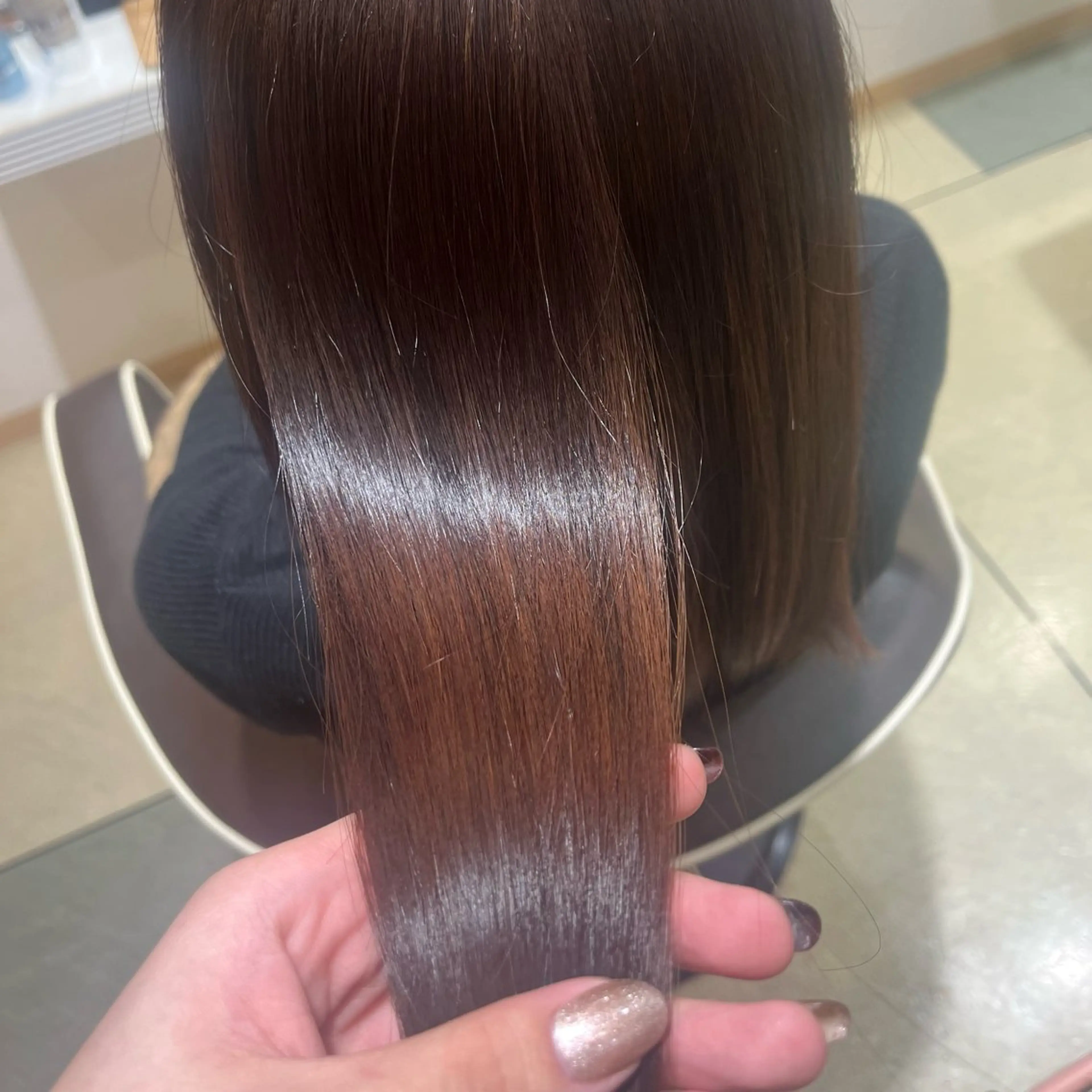 ロング カラー ブラウン/レイヤー /縮毛矯正/奈那美のヘアスタイル