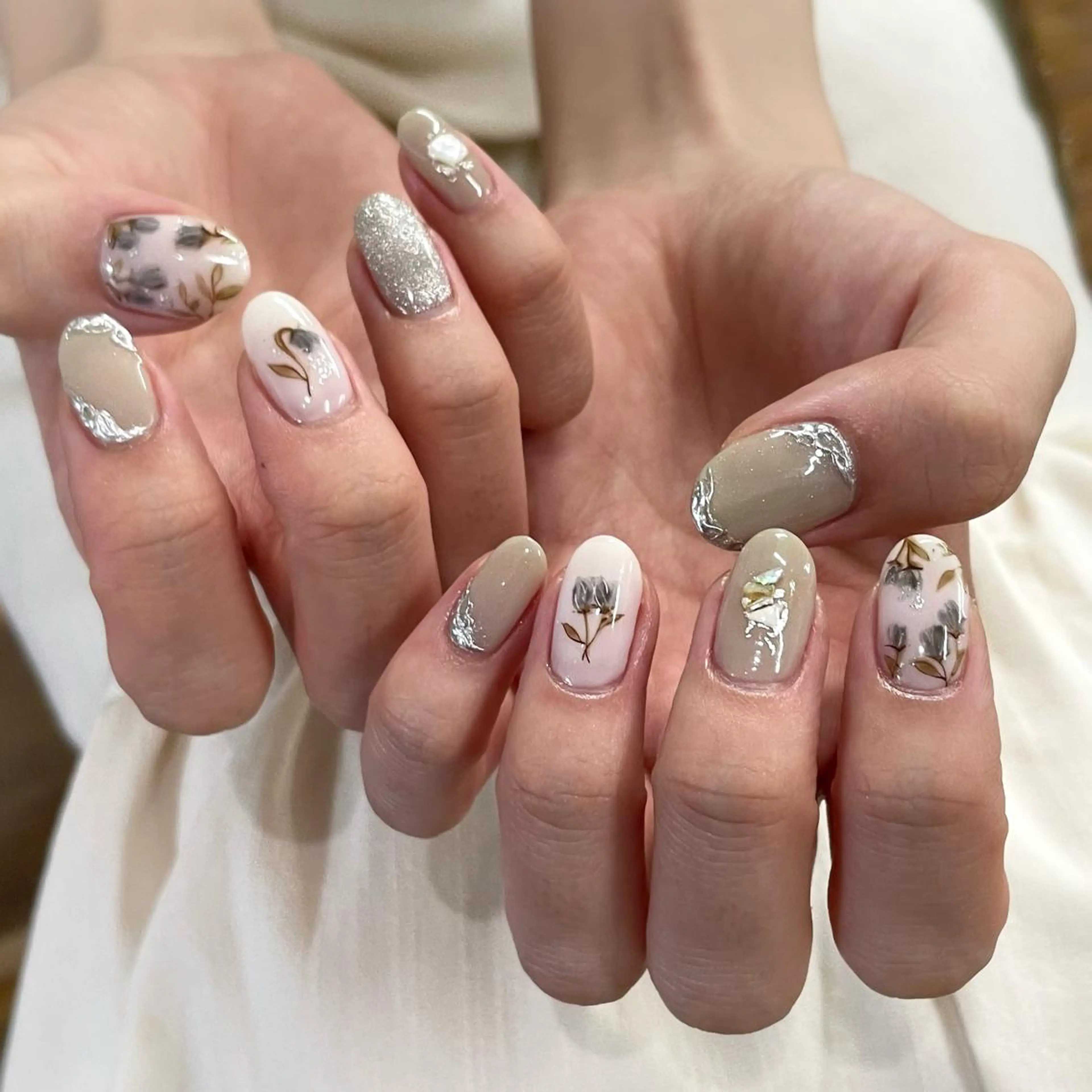 ネイル アートネイル 株式会社JUEGO .○°のネイルデザイン