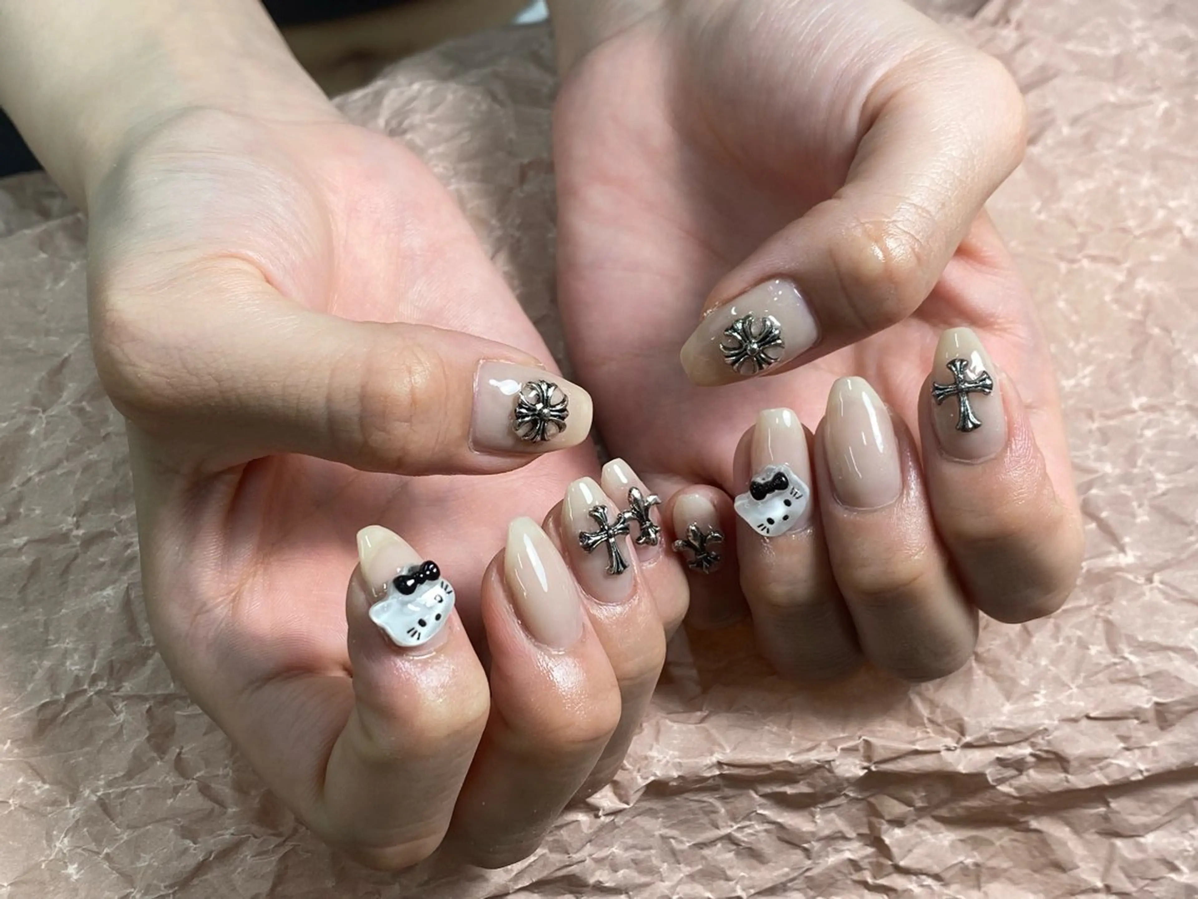 ネイル ToliyDeliy Keilyのネイルデザイン