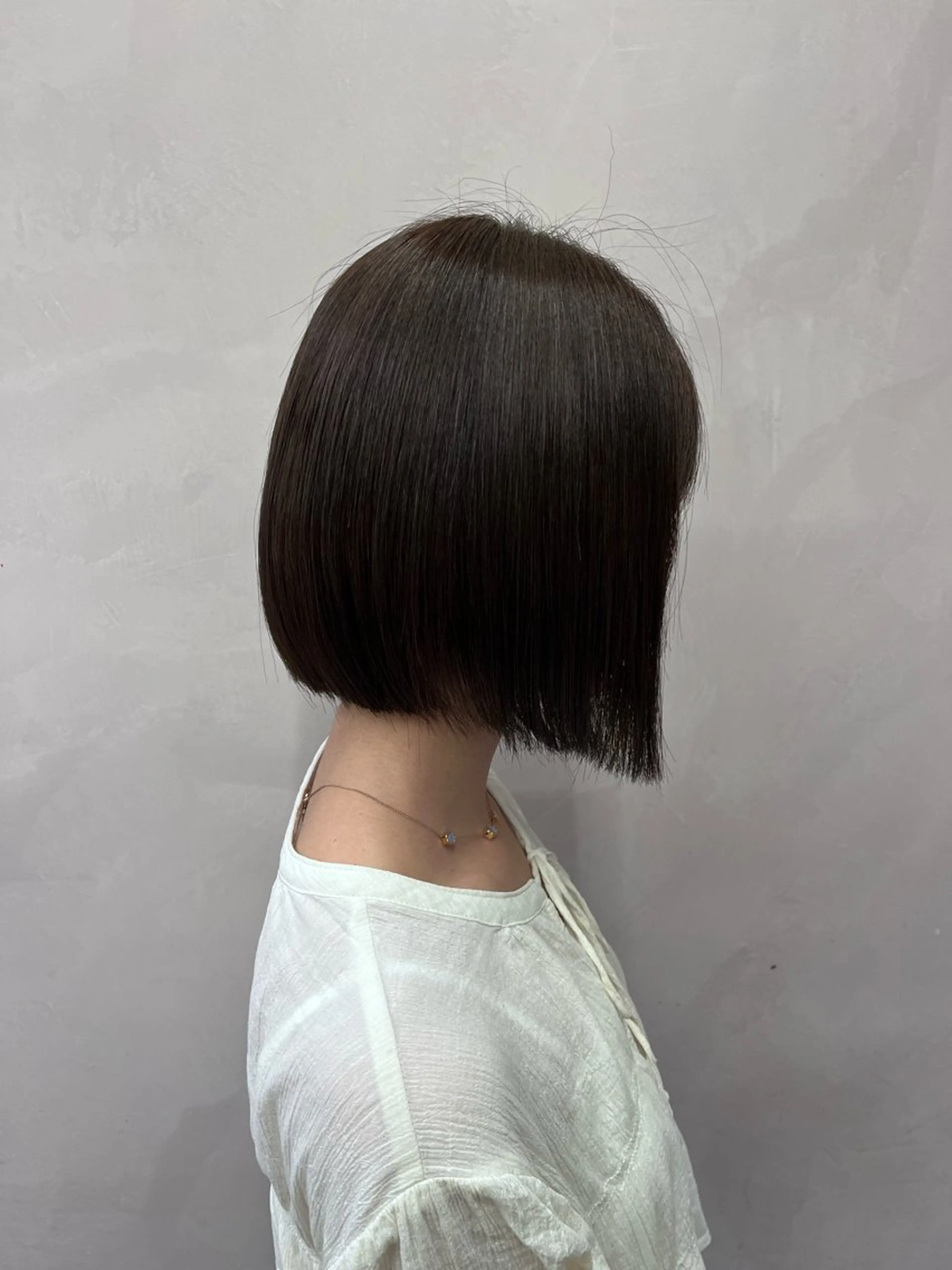 ショート ヘアカラー 阪本 安里のヘアスタイル