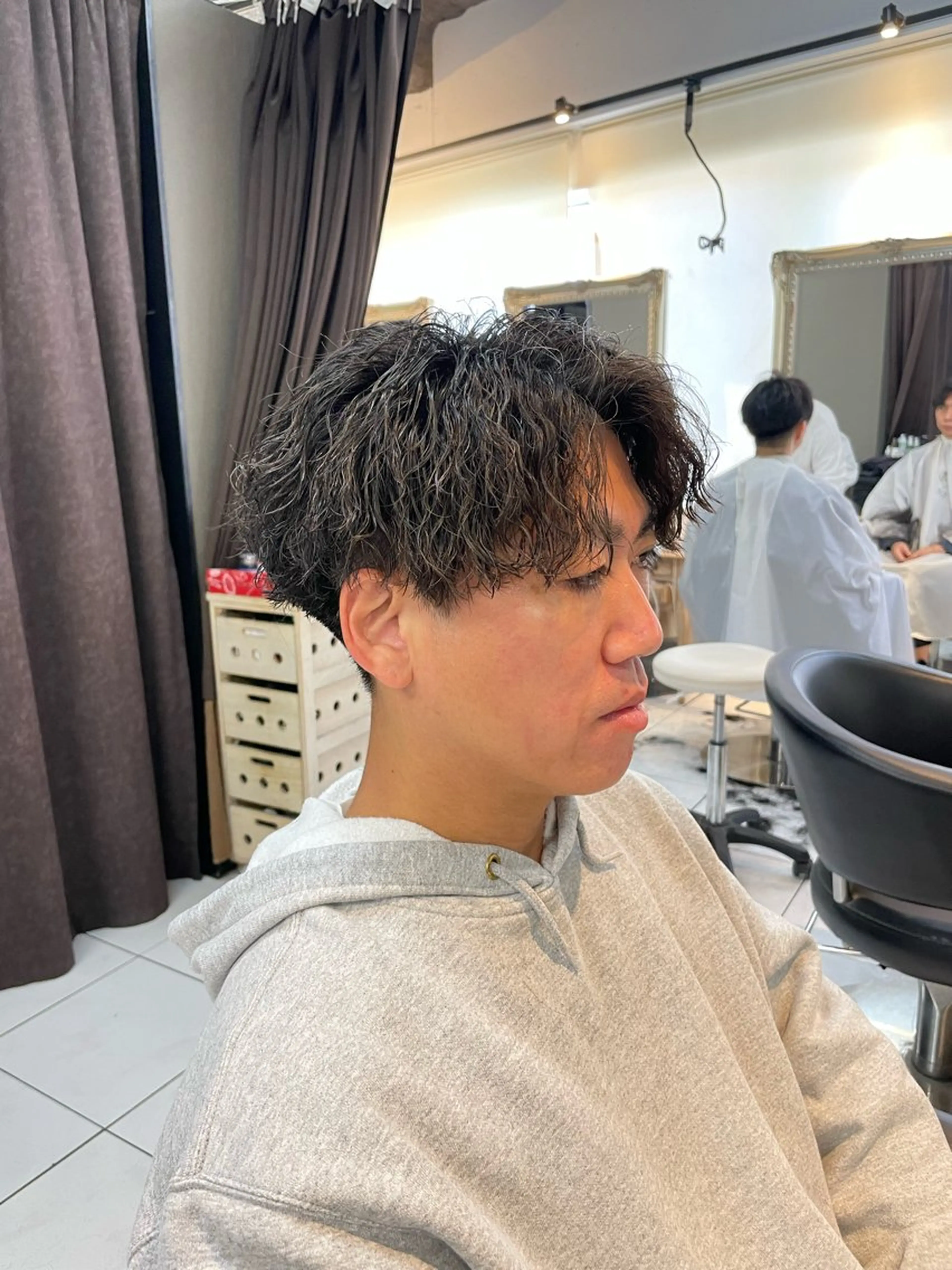 カラー パーマ メンズ メンズパーマ スパイキーショート メンズツイストパーマ ツイストスパイラルパーマ メンズベリーショート カット パーマ 🔥お値段以上🔥 メンズ特化たかひろのヘアスタイル