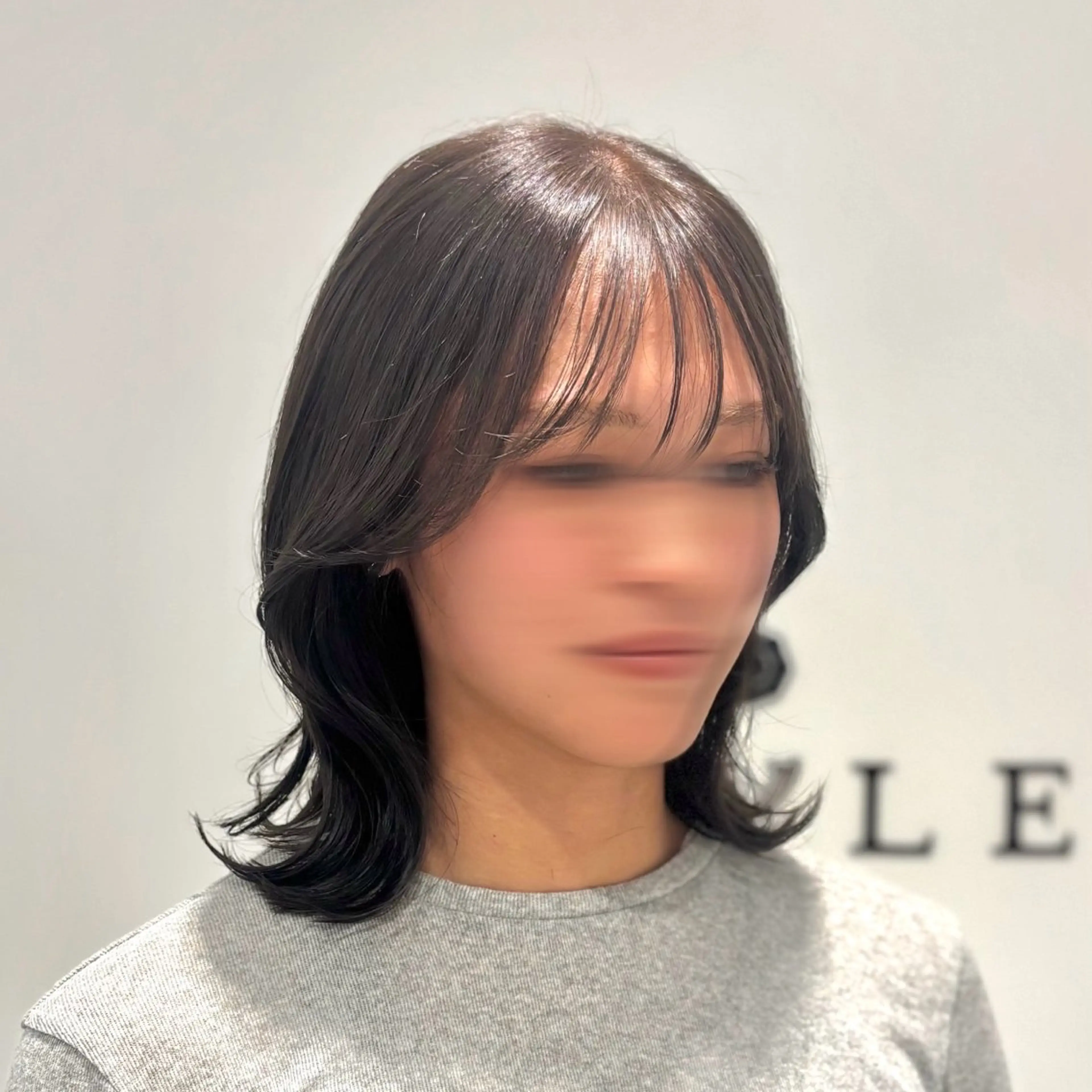 ミディアム くびれヘア レイヤーカット トリートメント カット ヘアカラー トリートメント 艶カラー/アレンジ 💟すなおのヘアスタイル