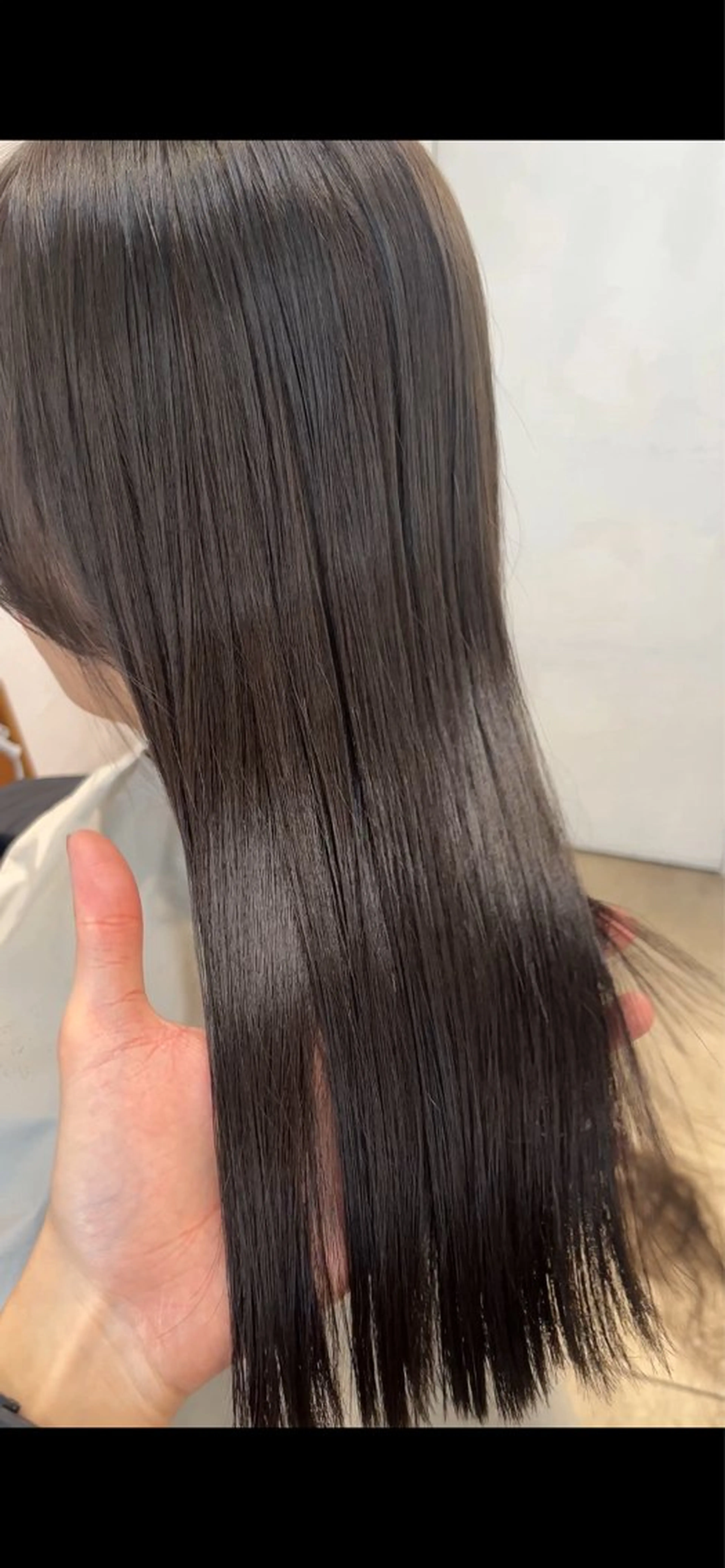 セミロング カラー カット ヘアカラー トリートメント スッと馴染むヘア /ヨシダトモキのヘアスタイル