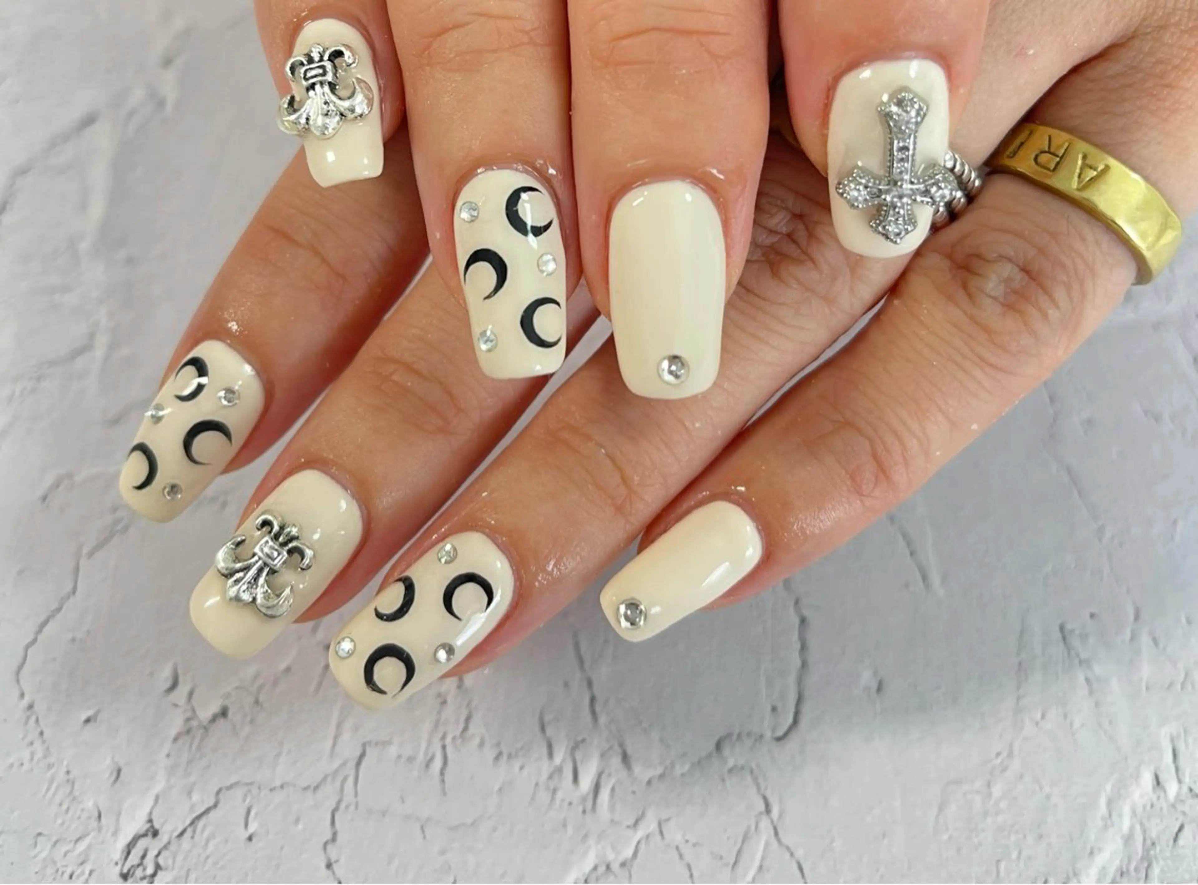 ネイル ハンドネイル celica所属・松田 由真のネイルデザイン