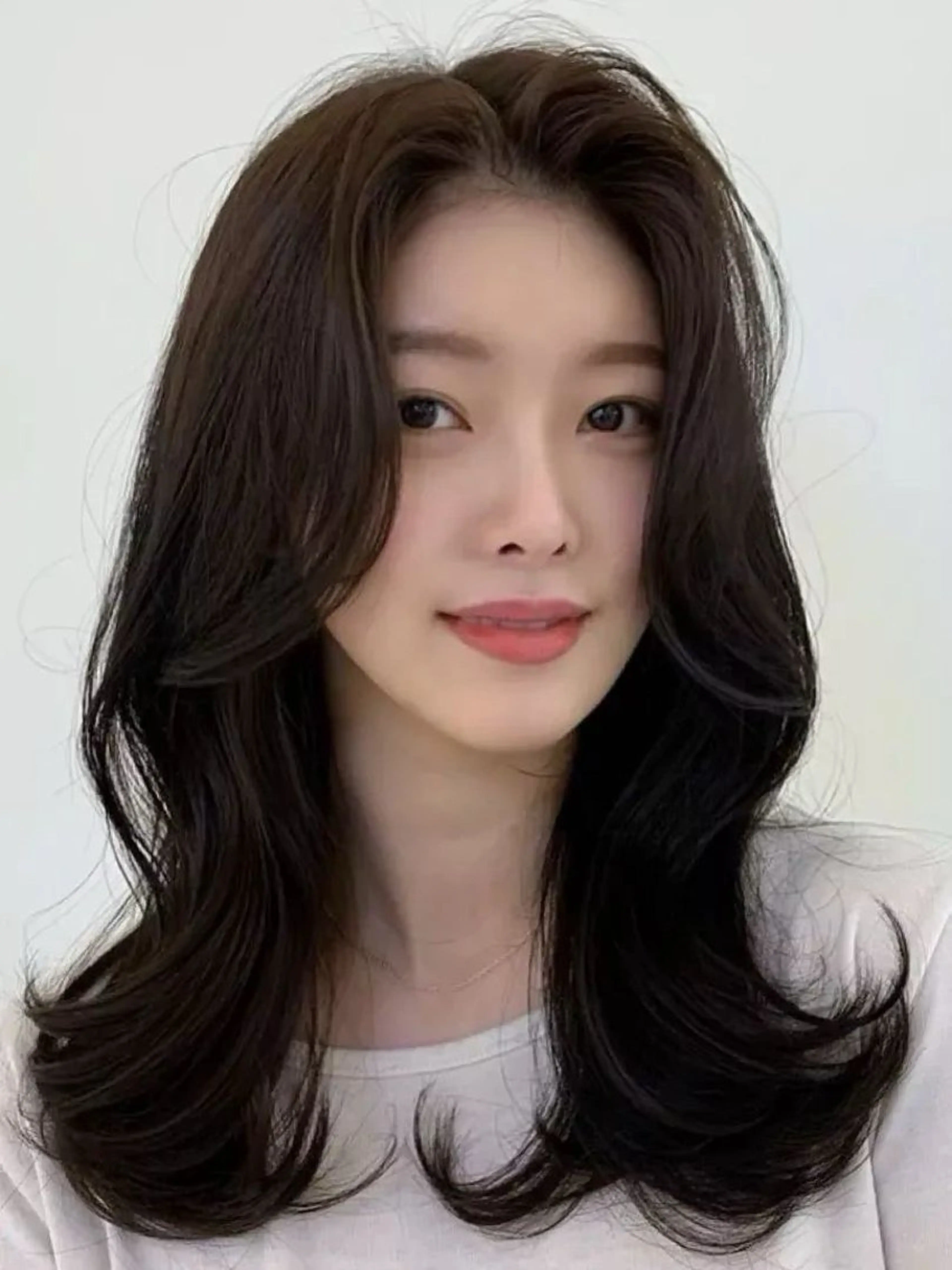ロング パーマ 縮毛矯正 大久保 佳那のヘアスタイル