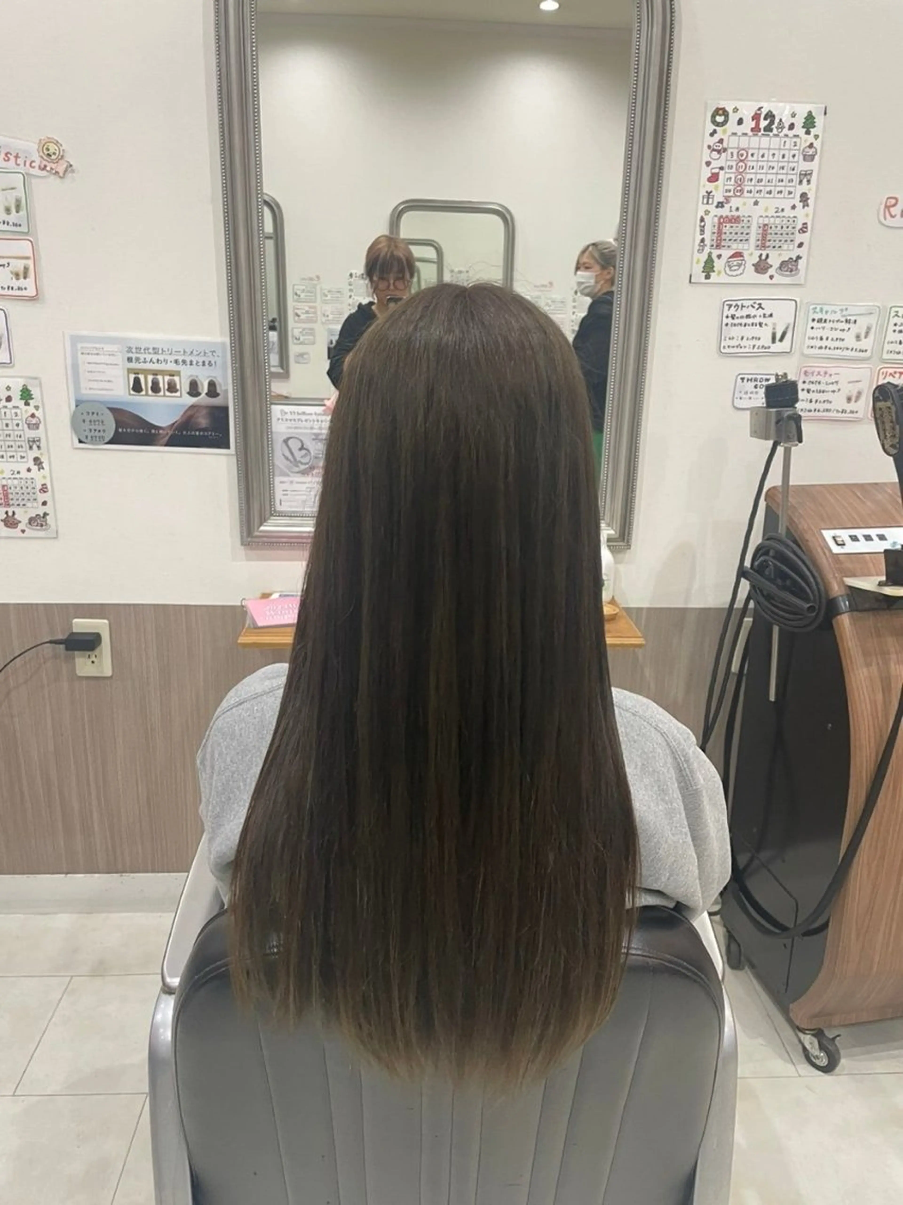 カラー 生尾 虹水のヘアスタイル