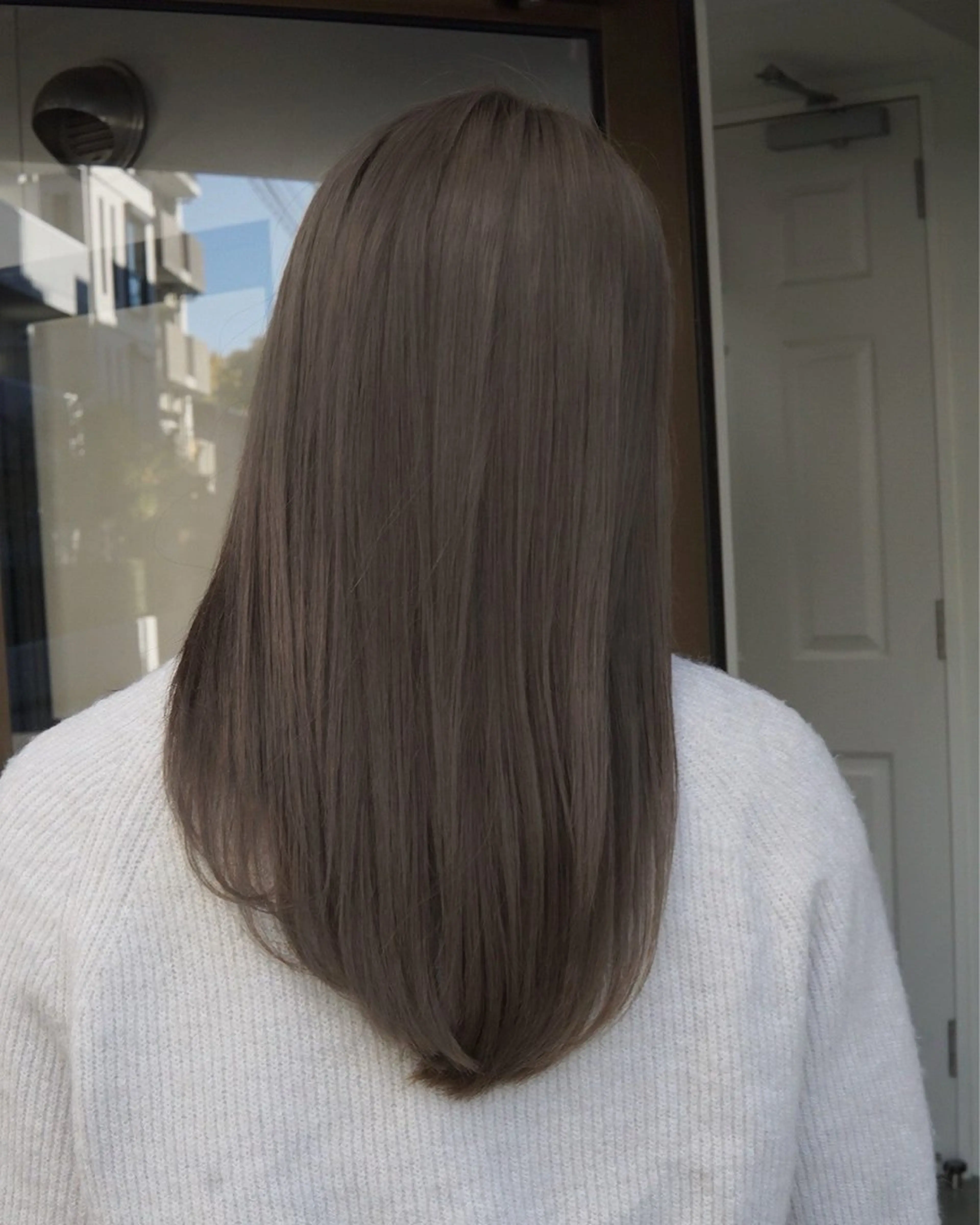 カラー navile 銀座 角田 龍太のヘアスタイル