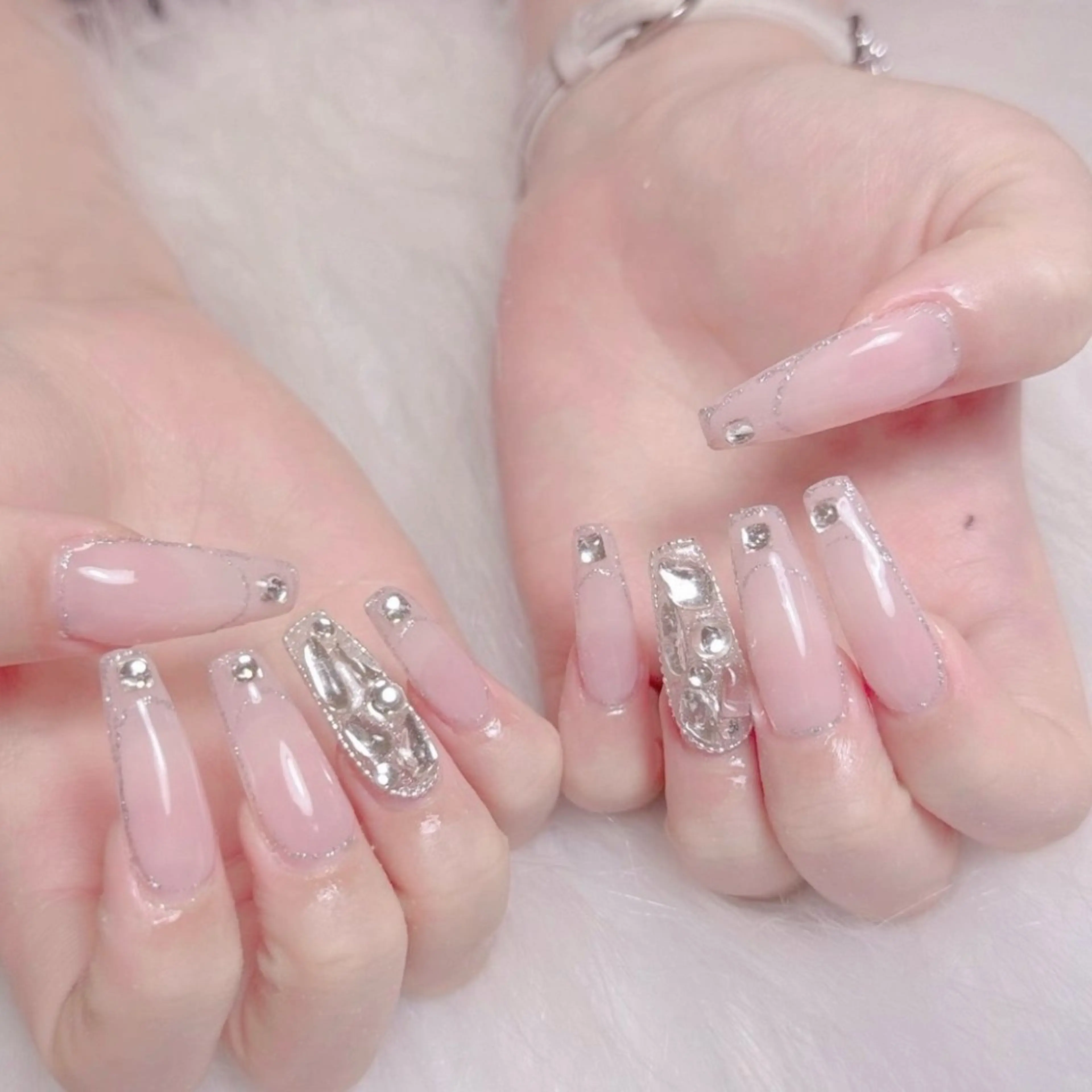 ネイル ハンドネイル Mari 🎀六月移転のネイルデザイン