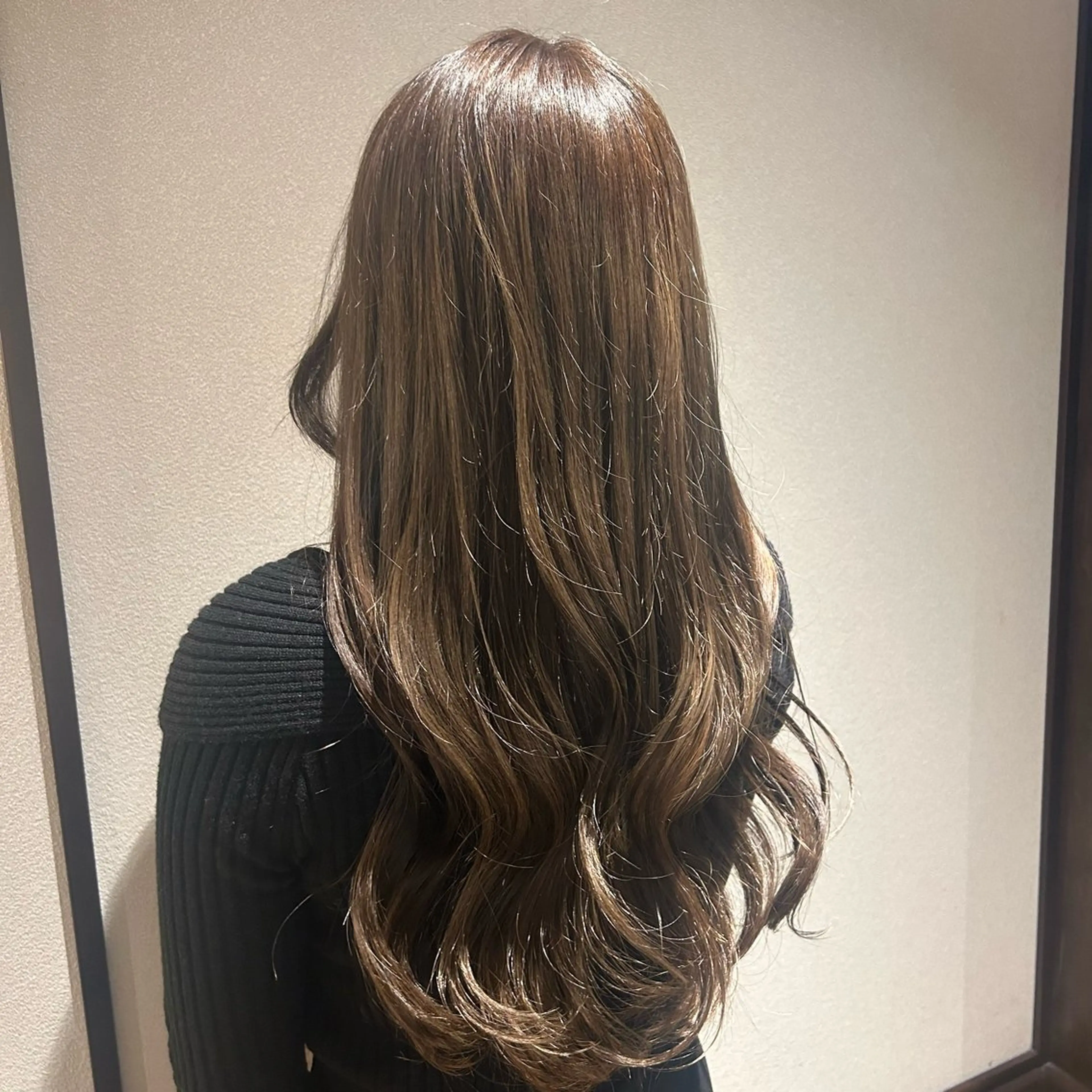ロング カラー [カットパーマモデル 募集中🐩]高木愛理のヘアスタイル